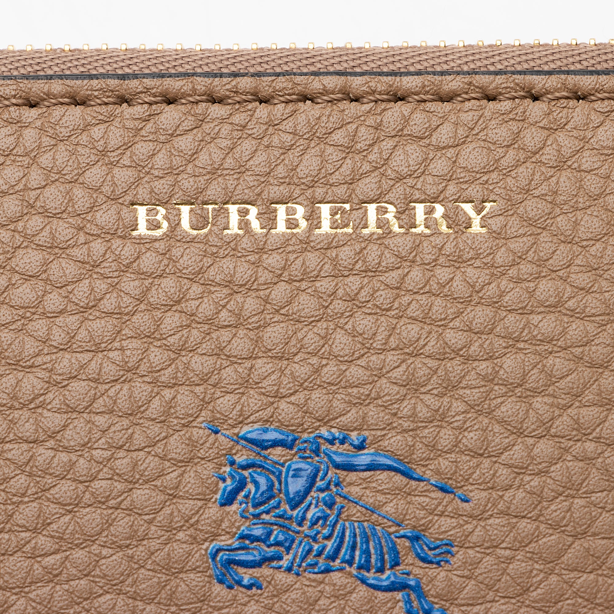 Burberry Leather Equestrian Knight Zip Card Case (SHF-22444)