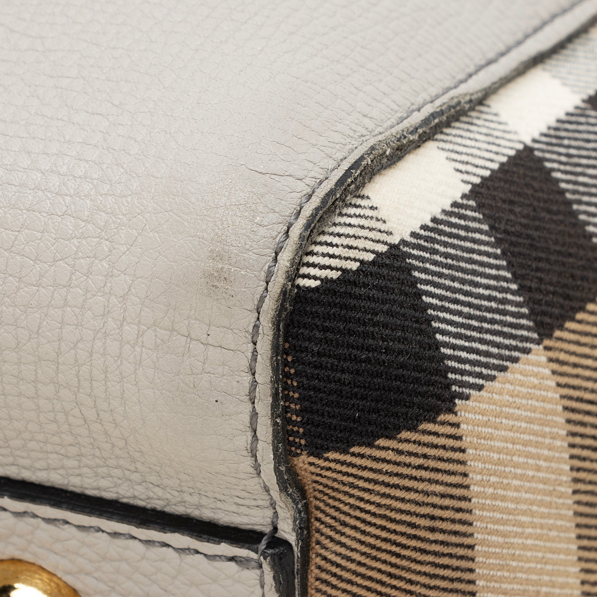 Burberry Leather House Check Derby Canterbury Small Tote (SHF-22598)