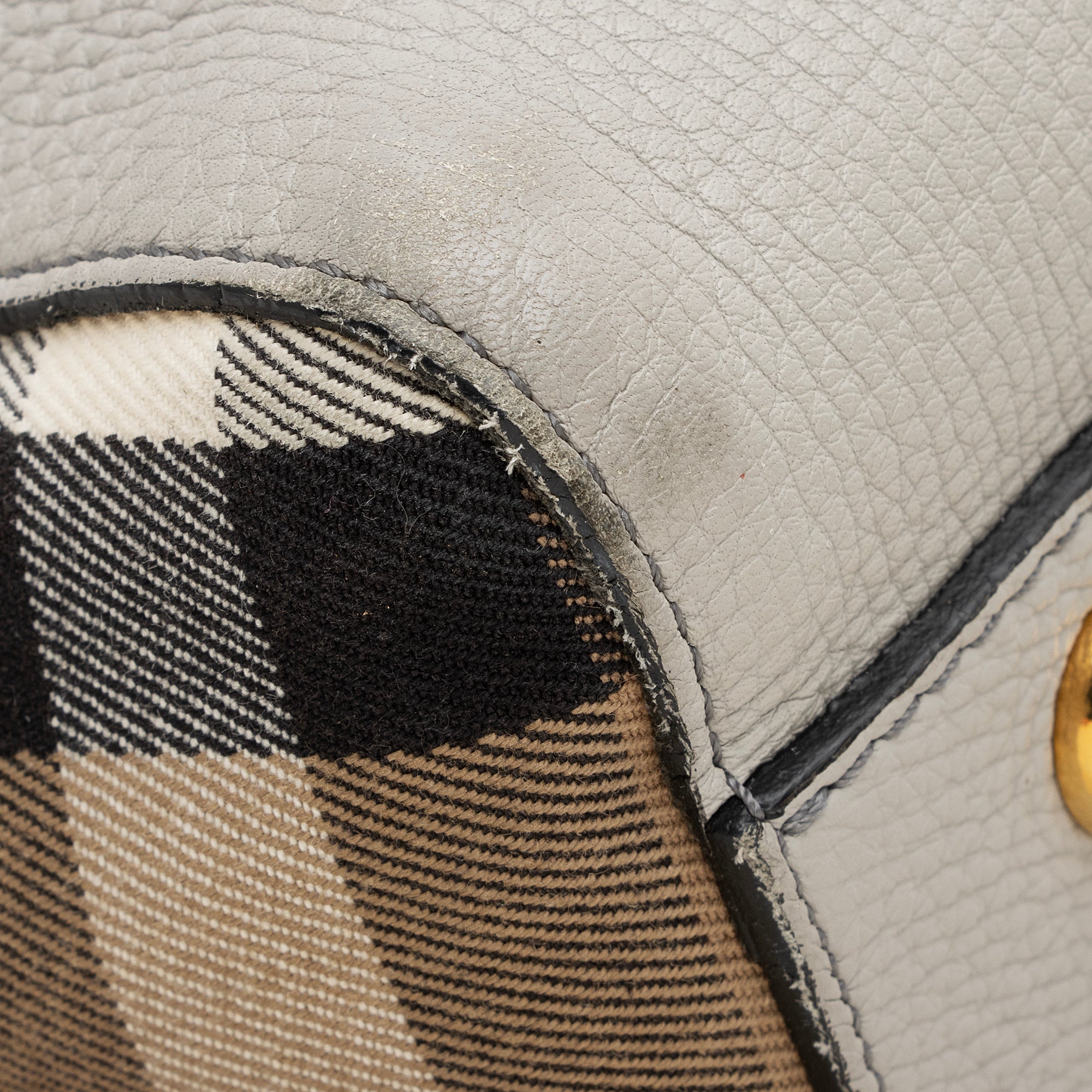 Burberry Leather House Check Derby Canterbury Small Tote (SHF-22598)