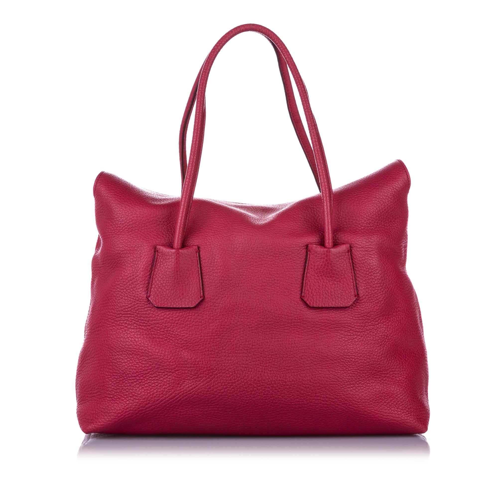 Burberry Leather Shoulder Bag (SHG-23938)