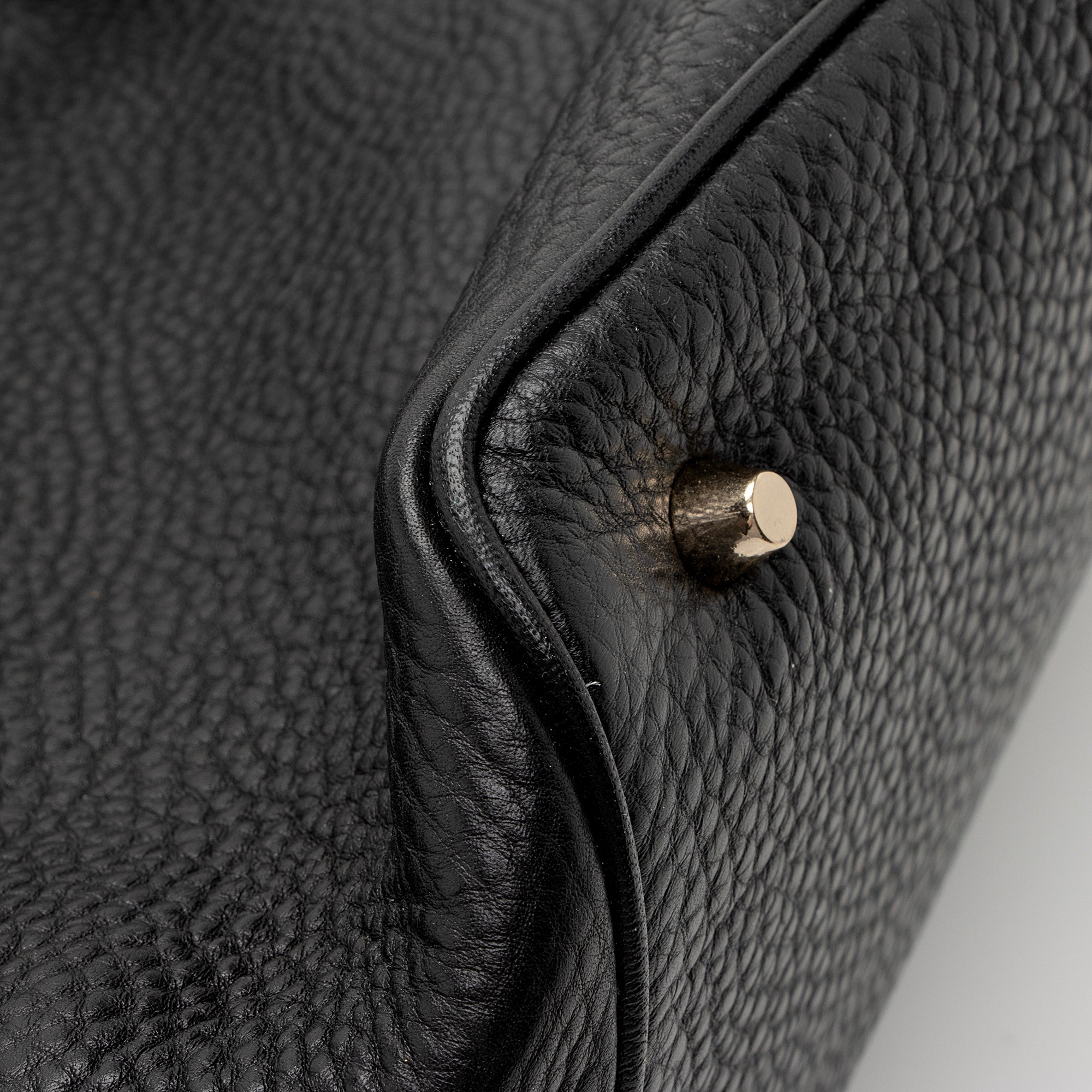 Burberry Pebbled Leather House Check Ashby Medium Hobo (SHF-22726)