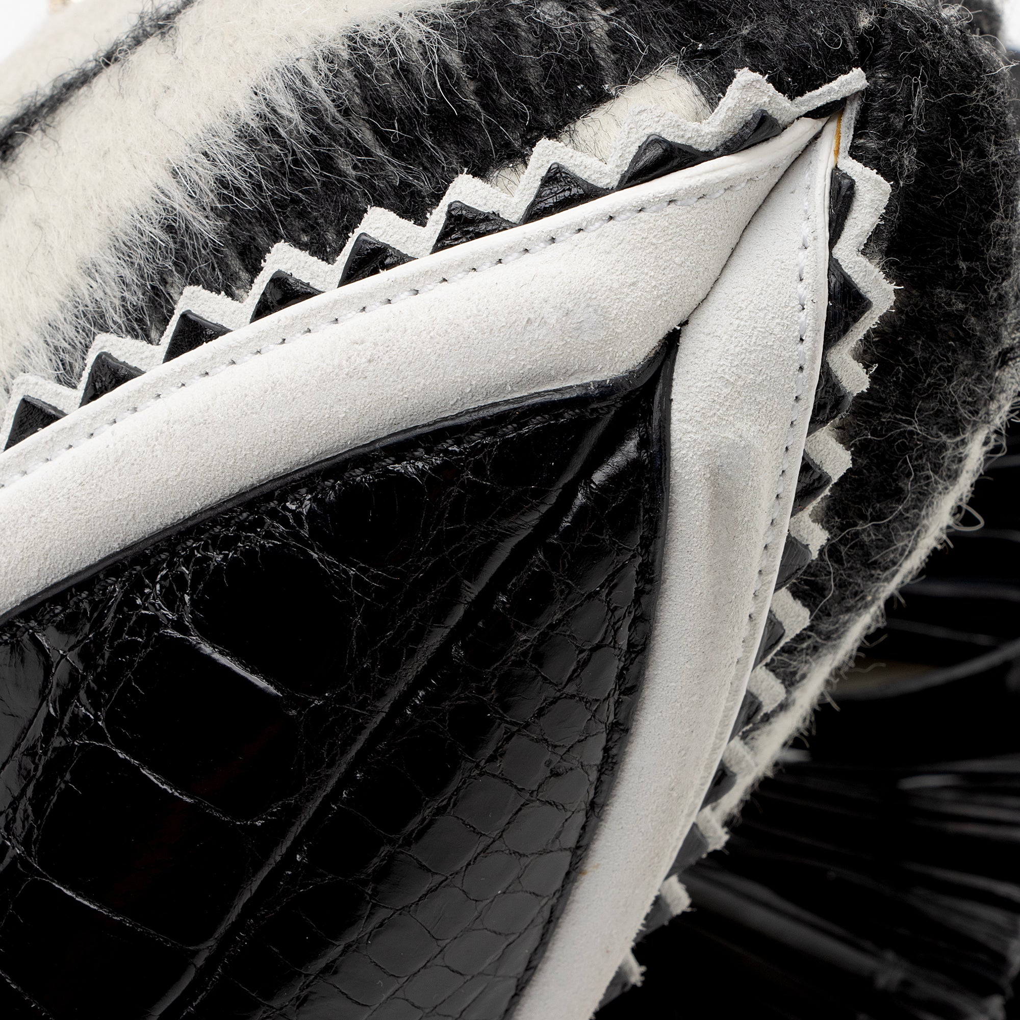 Burberry Prorsum Alpaca Alligator Suede Wilbur Crossbody Bag (SHF-22523)