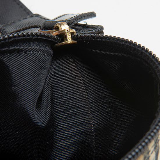 Burberry Vintage Haymarket Check Shoulder Bag (SHF-11495)