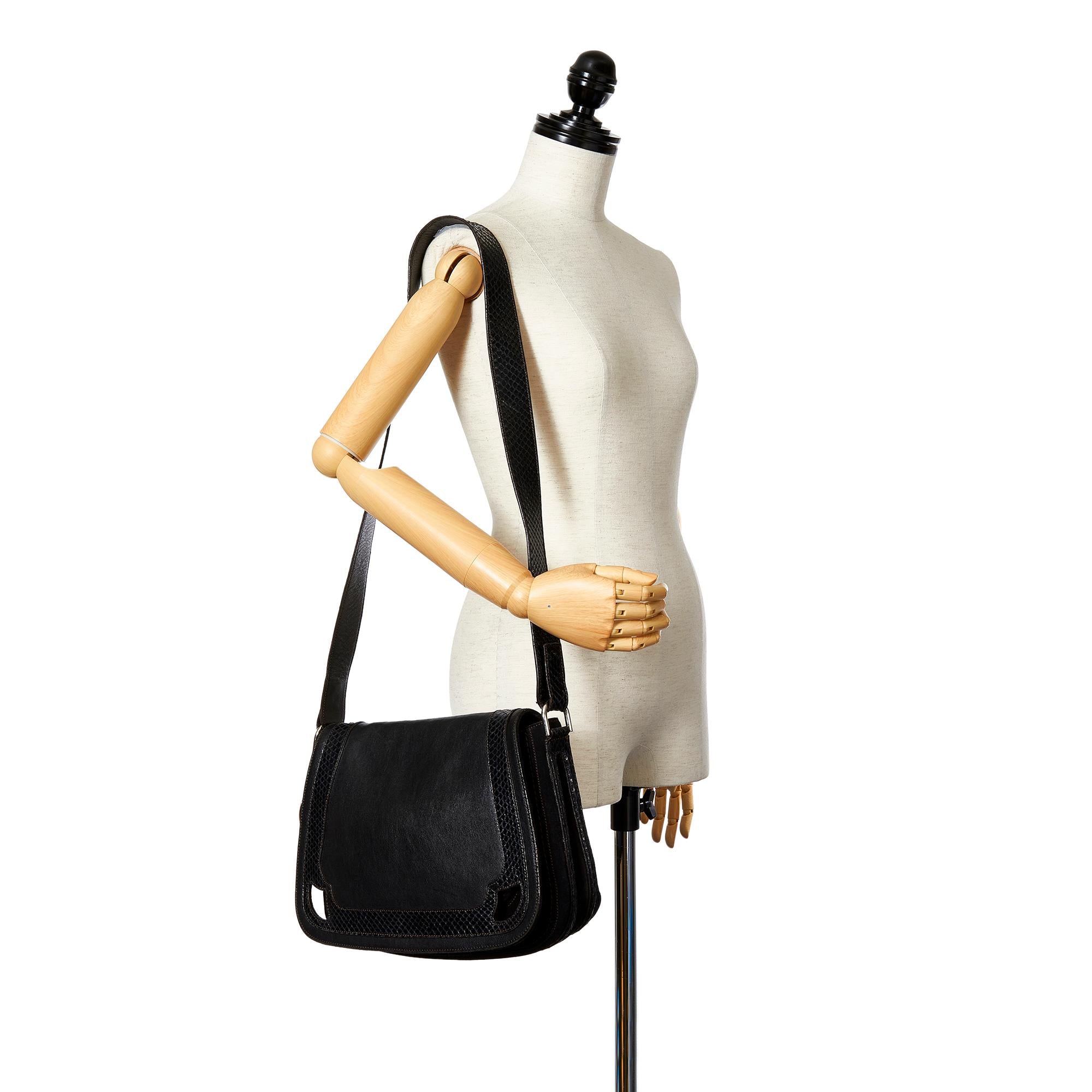 Cartier Marcello de Cartier Leather Crossbody Bag (SHG-24785)