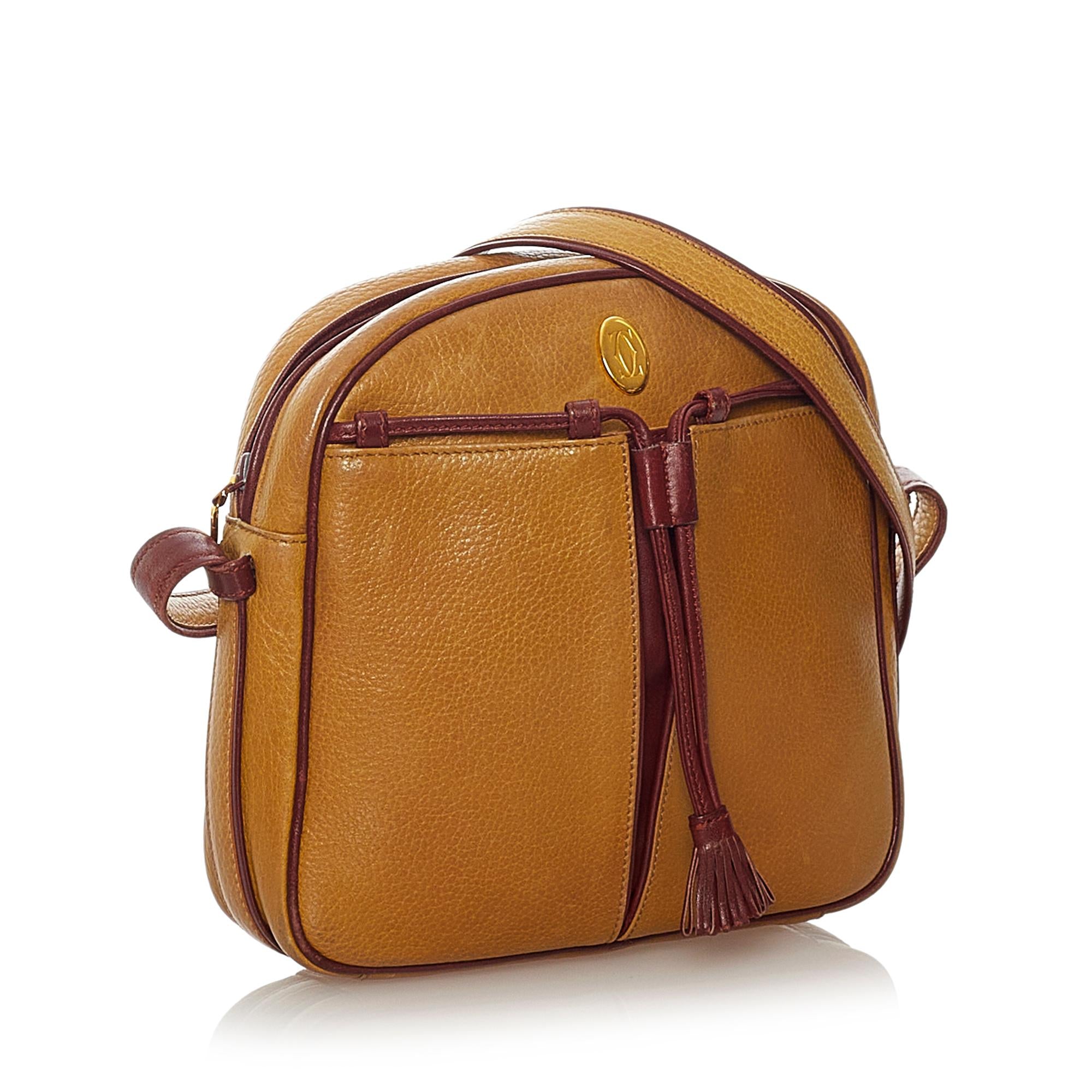 Cartier Must de Cartier Leather Crossbody Bag (SHG-27376)