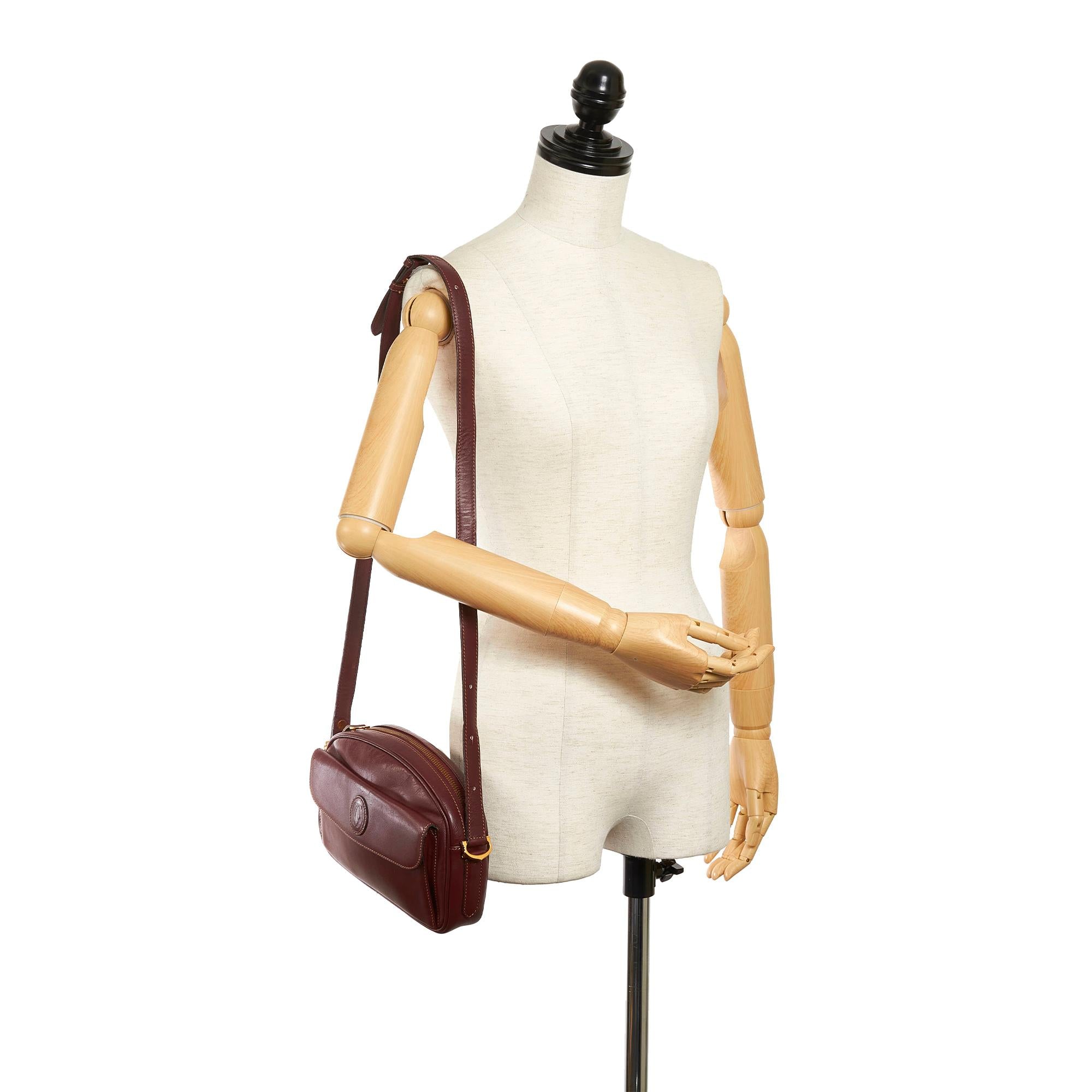 Cartier Must de Cartier Leather Crossbody Bag (SHG-31241)