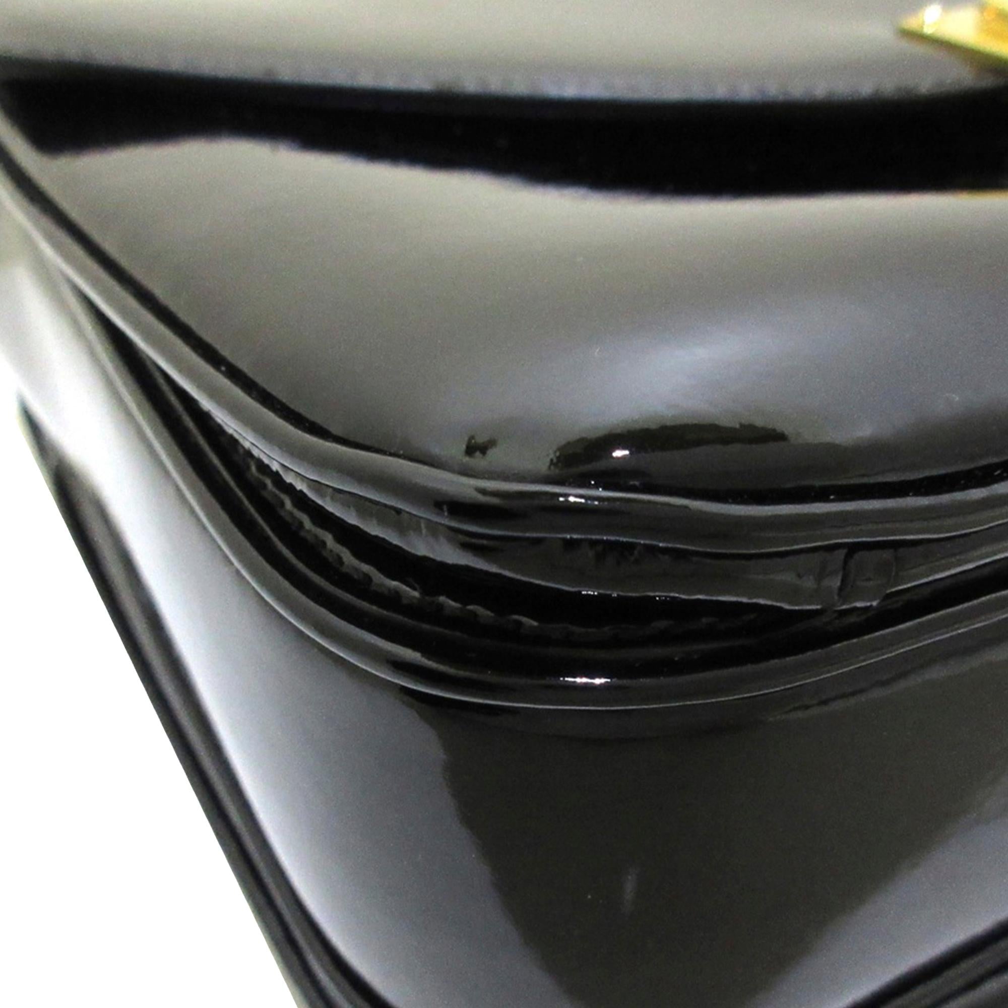 Celine C Bag Patent Leather Crossbody Bag (SHG-36200)