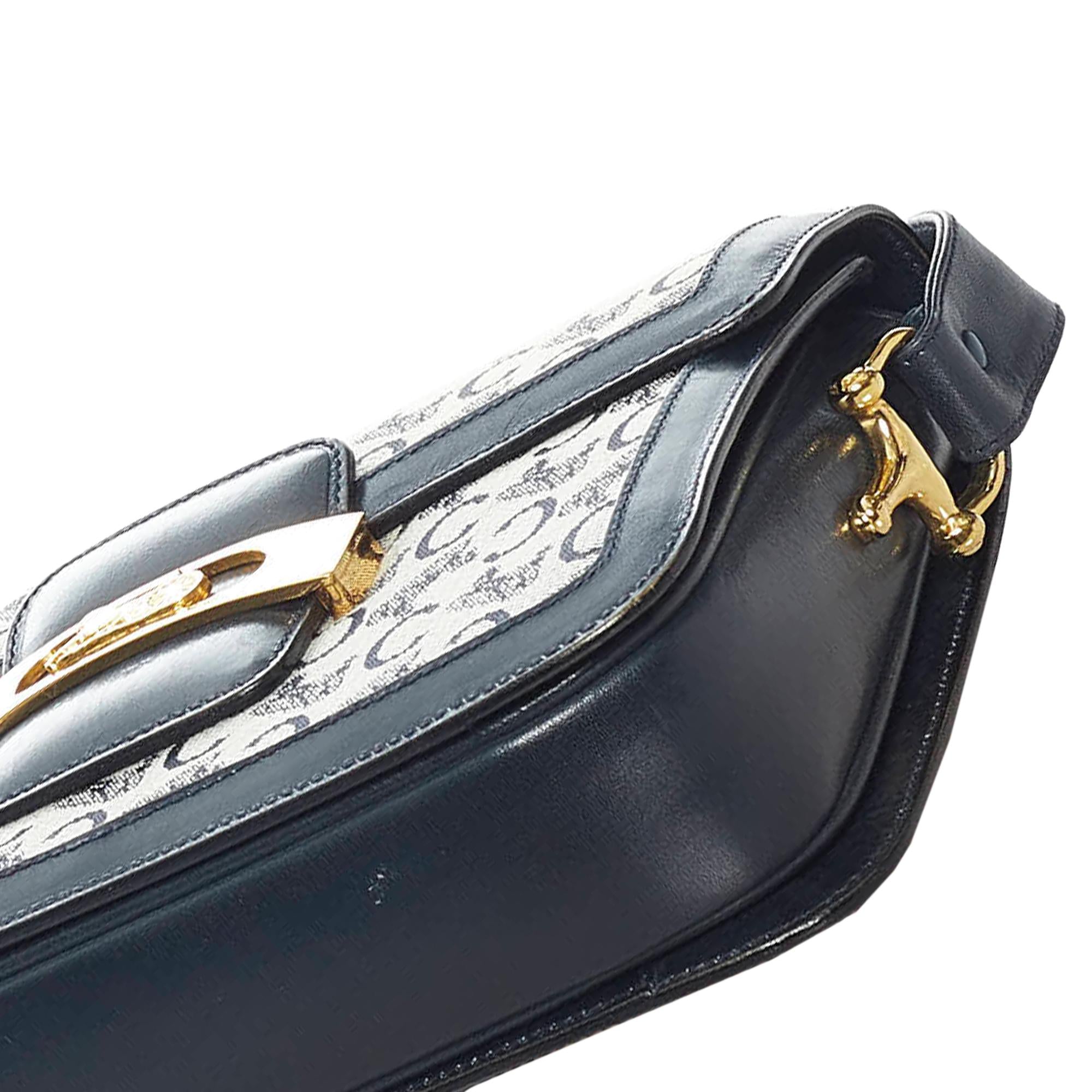 Celine C Macadam Horse Carriage Shoulder Bag (SHG-33233)
