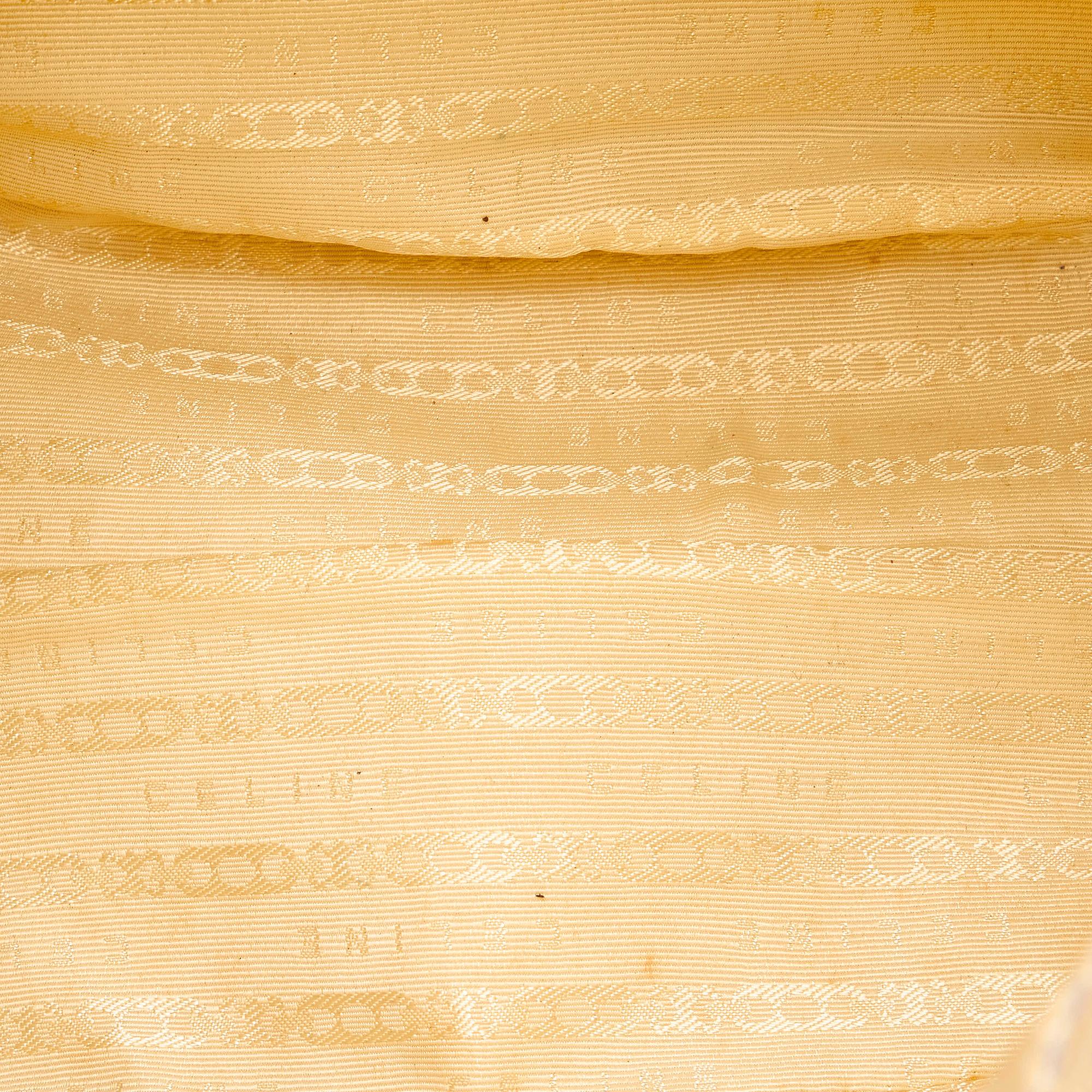 Celine Leather Shoulder Bag (SHG-28435)