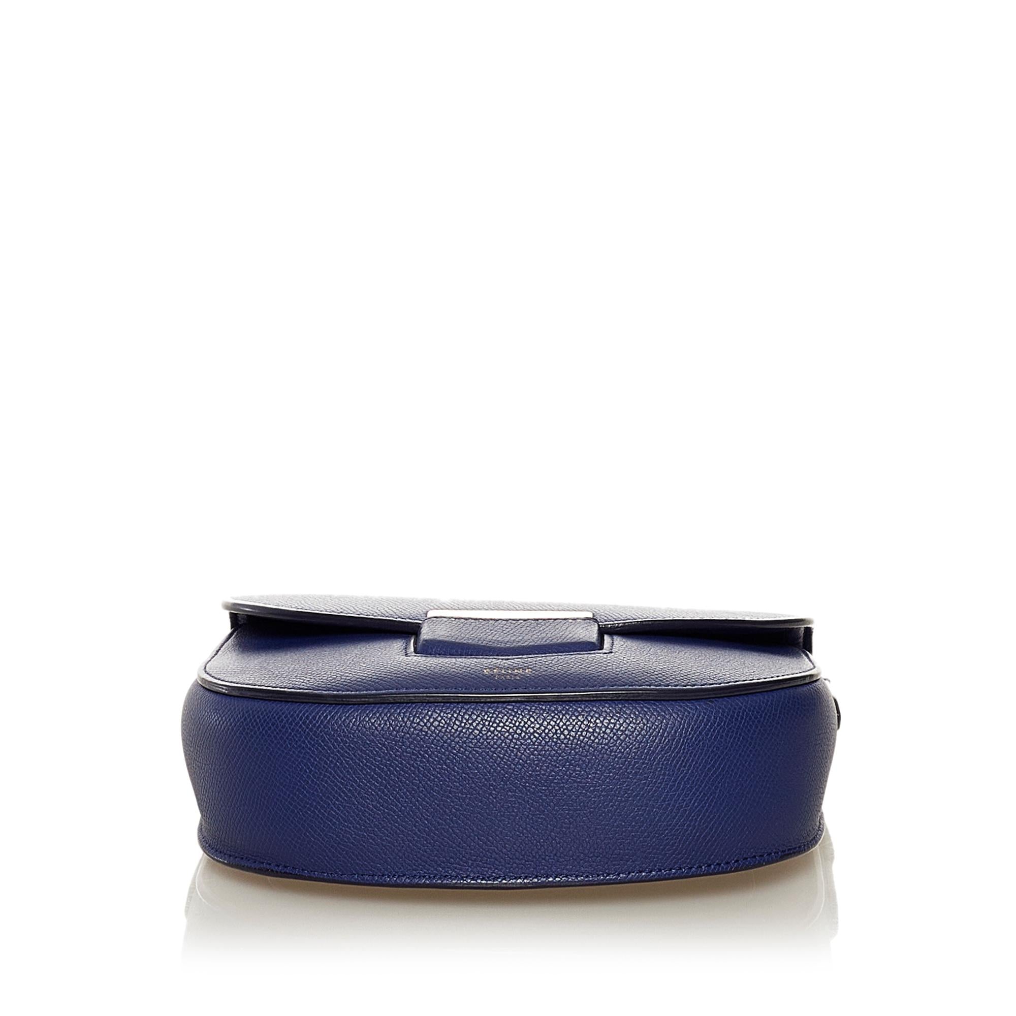 Celine Trotteur Crossbody Bag (SHG-36809)