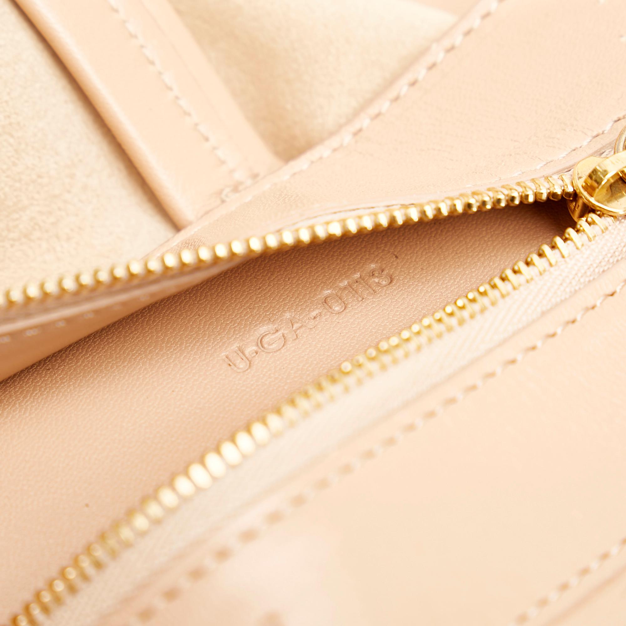 Celine Vertical Cabas Tote (SHG-36191)