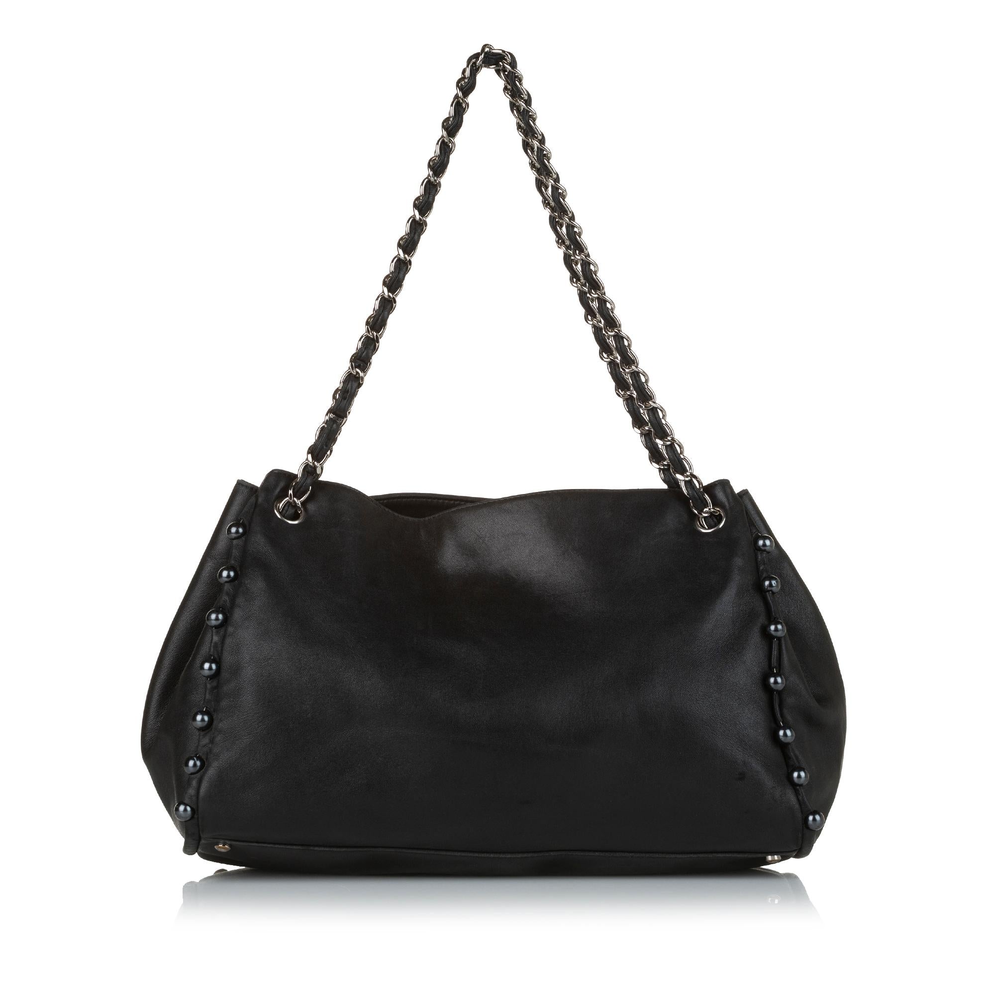 Chanel Accordion Pearl Obsession Shoulder Bag (SHG-33173)