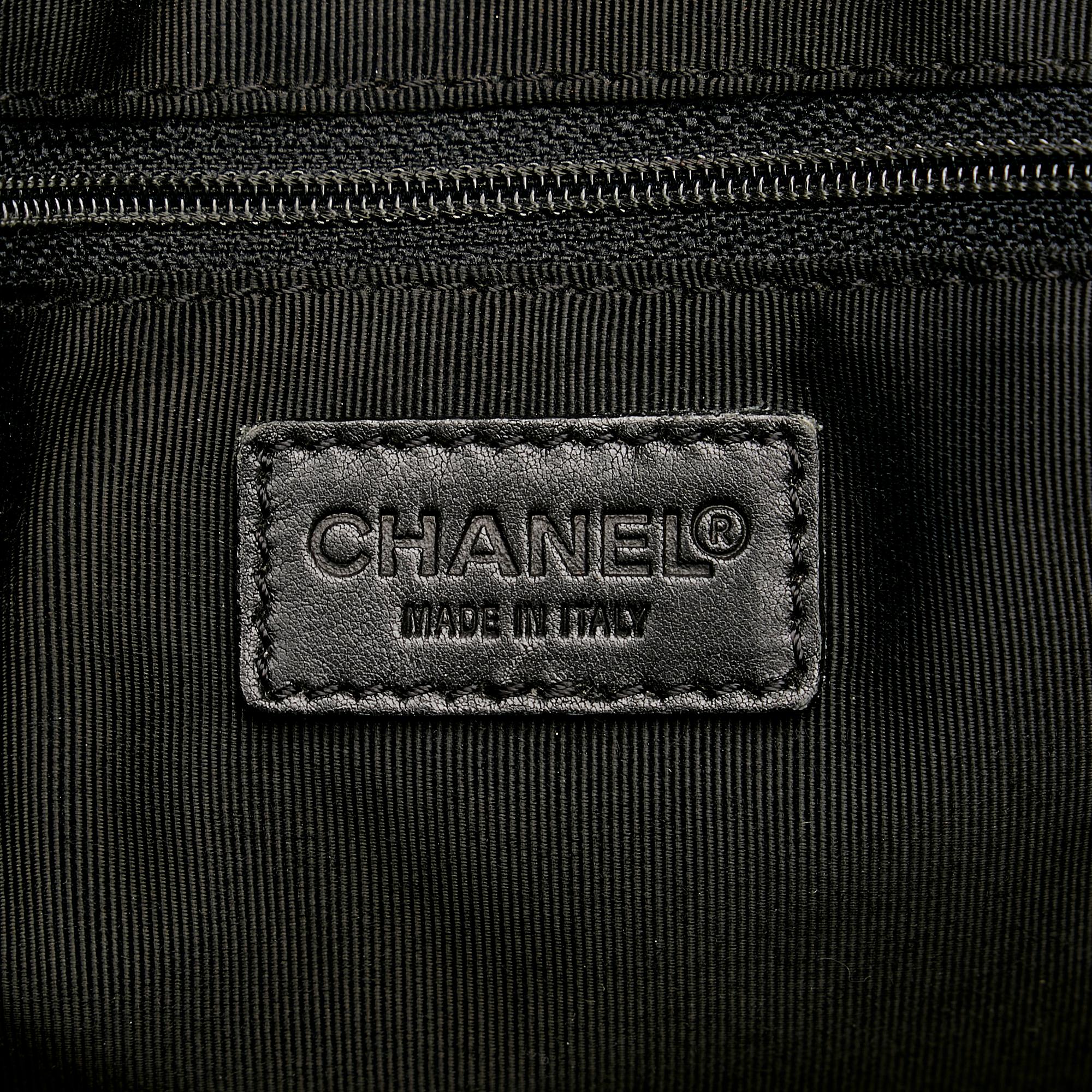 Chanel CC Wild Stitch Handbag (SHG-T7IDdF)