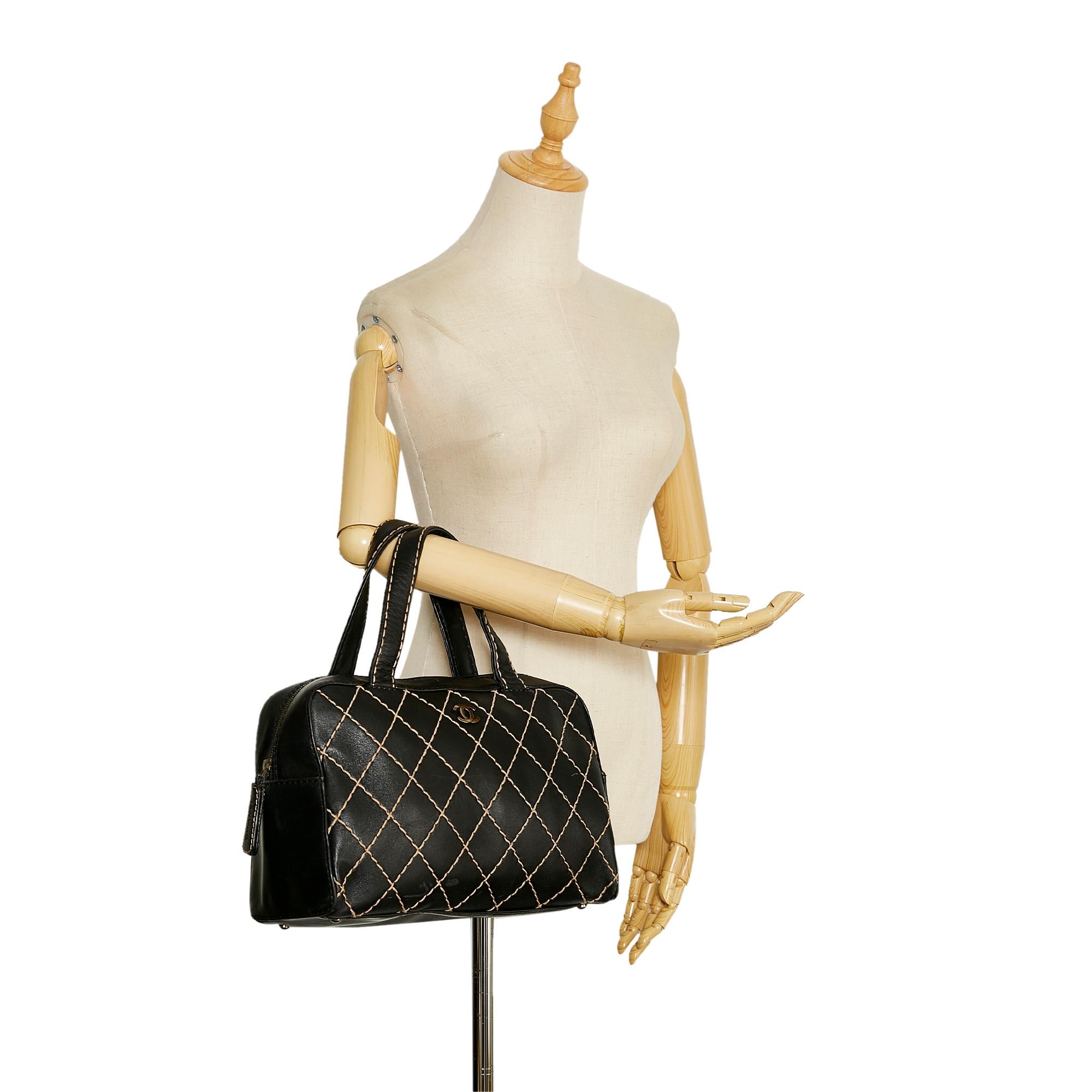 Chanel CC Wild Stitch Handbag (SHG-T7IDdF)