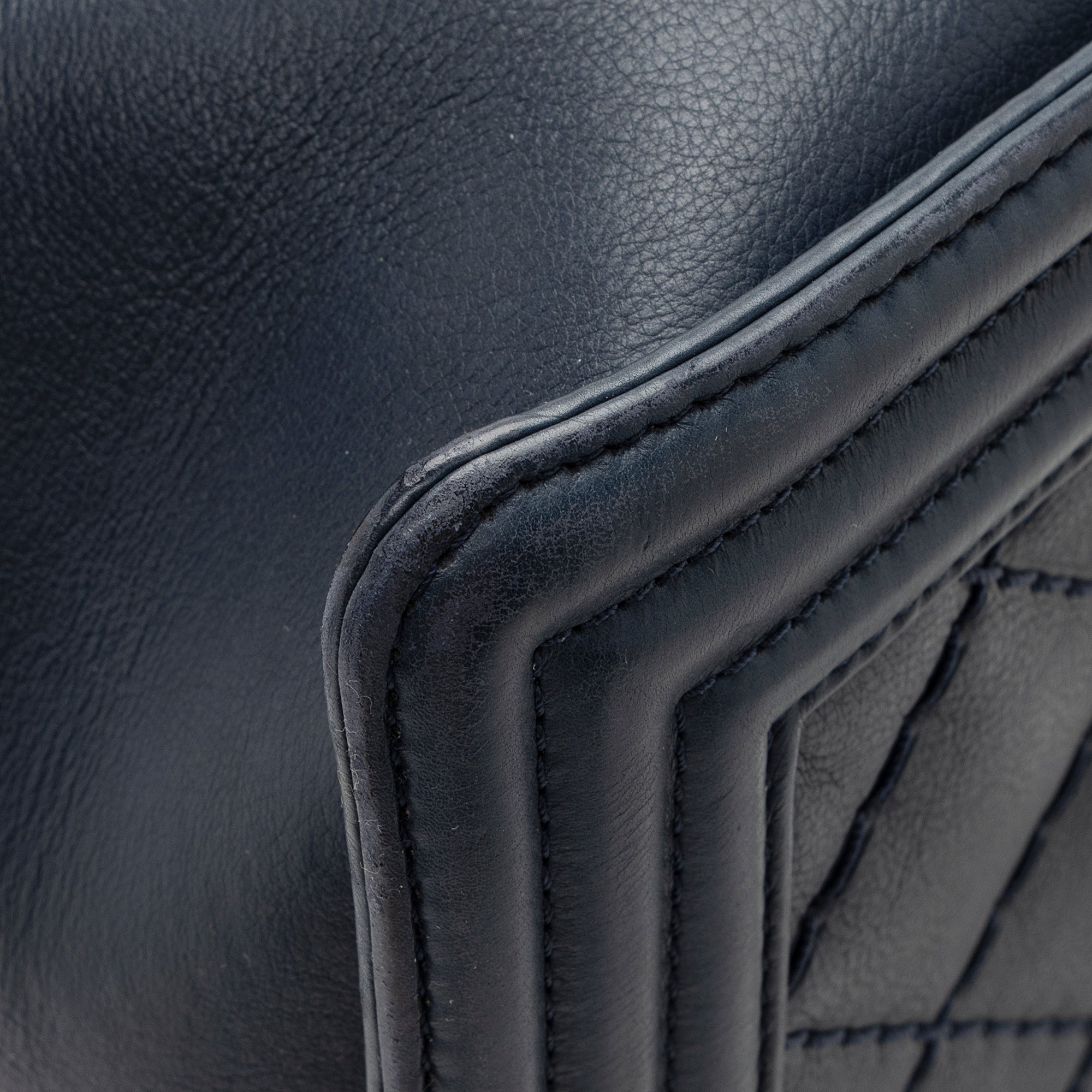 Chanel Calfskin Double Stitch Large Boy Bag (SHF-22183)