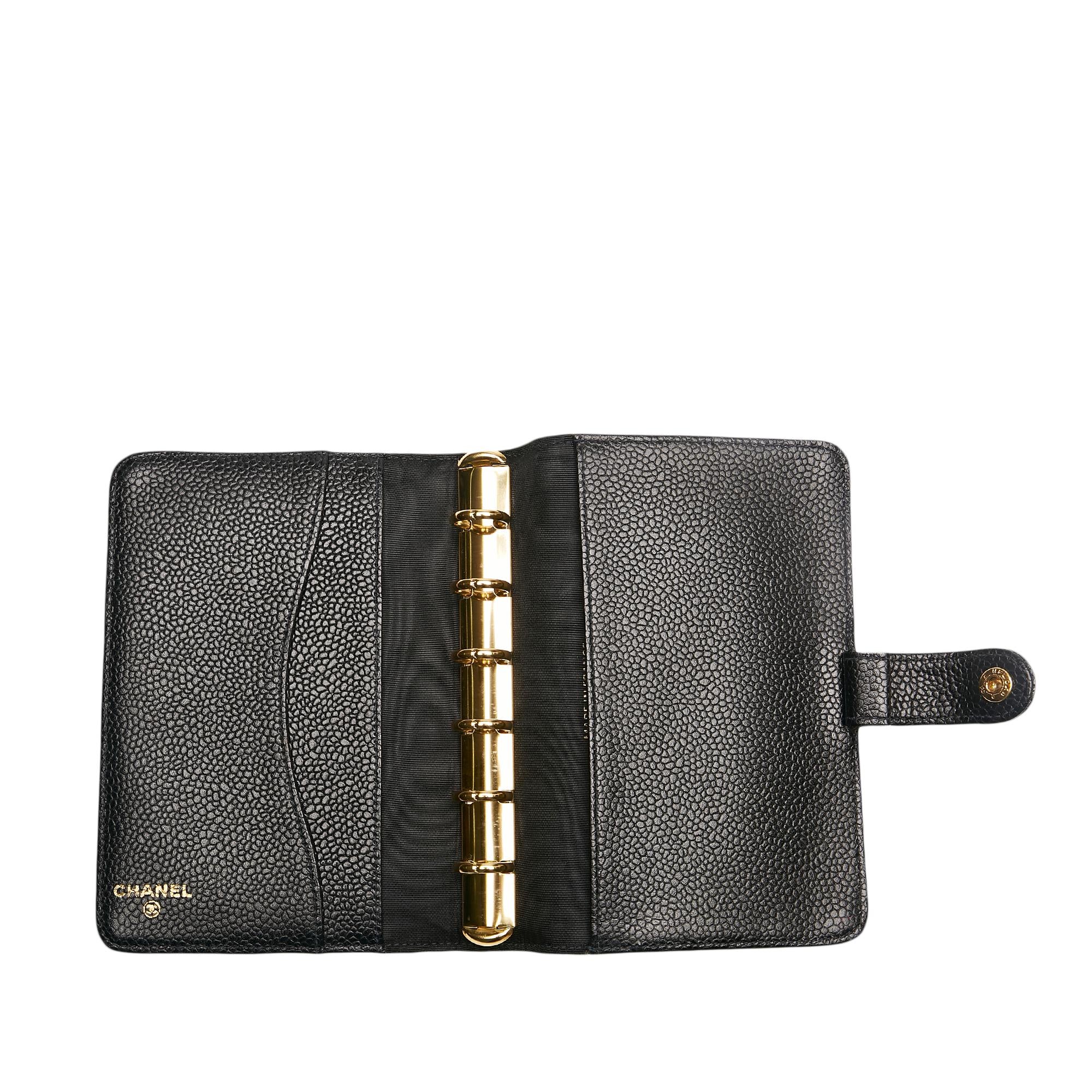 Chanel Caviar Leather Notebook Cover (SHG-34263)