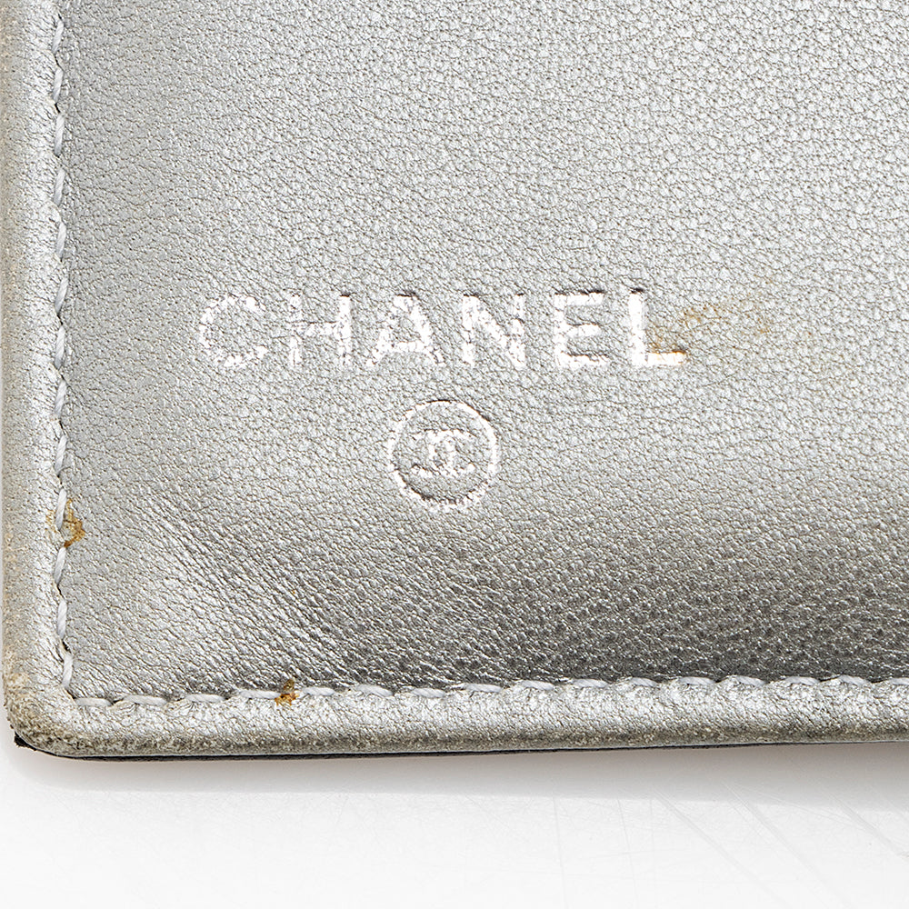Chanel Lambskin Camelia Compact Wallet (SHF-16247)