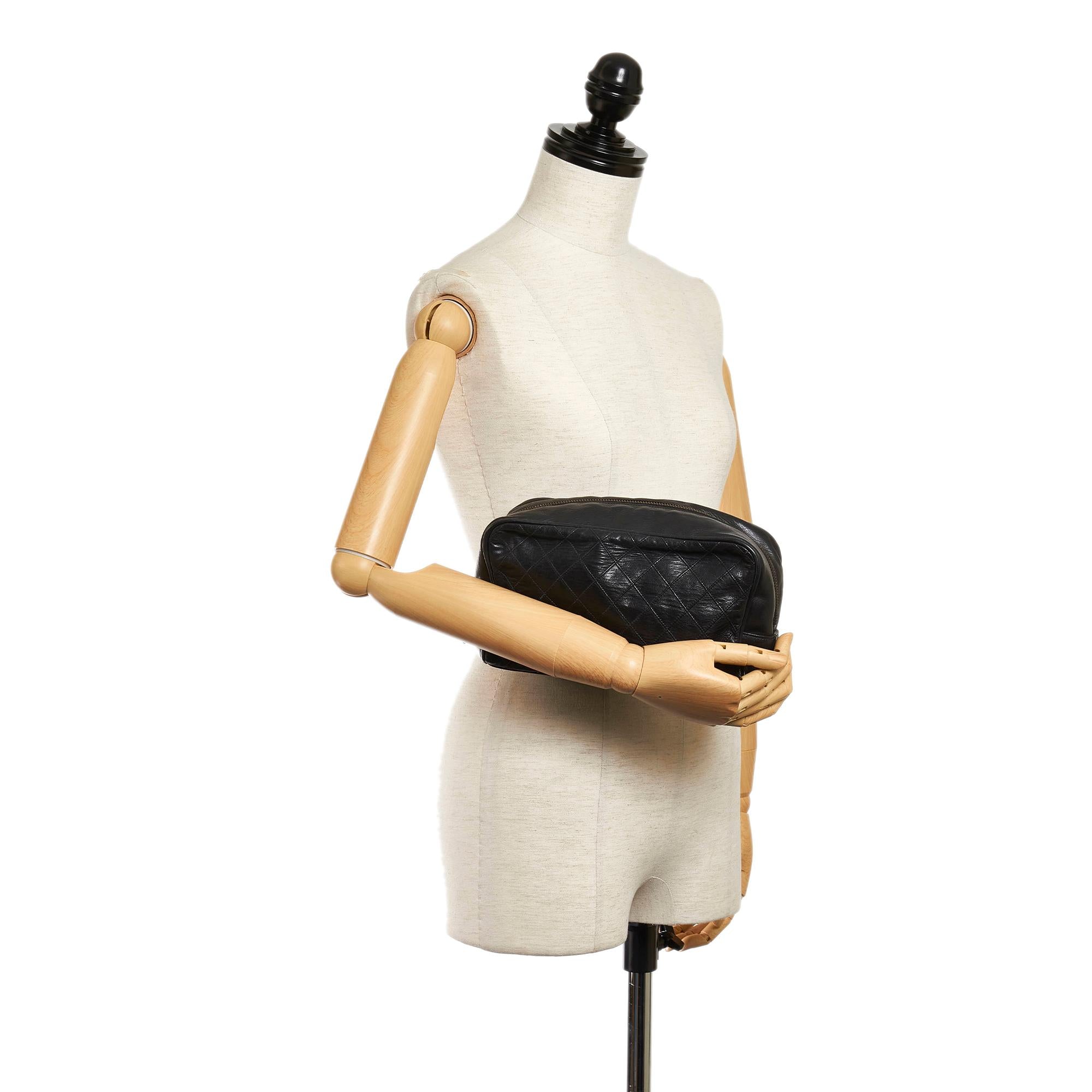 Chanel Matelasse Lambskin Leather Pouch (SHG-29113)