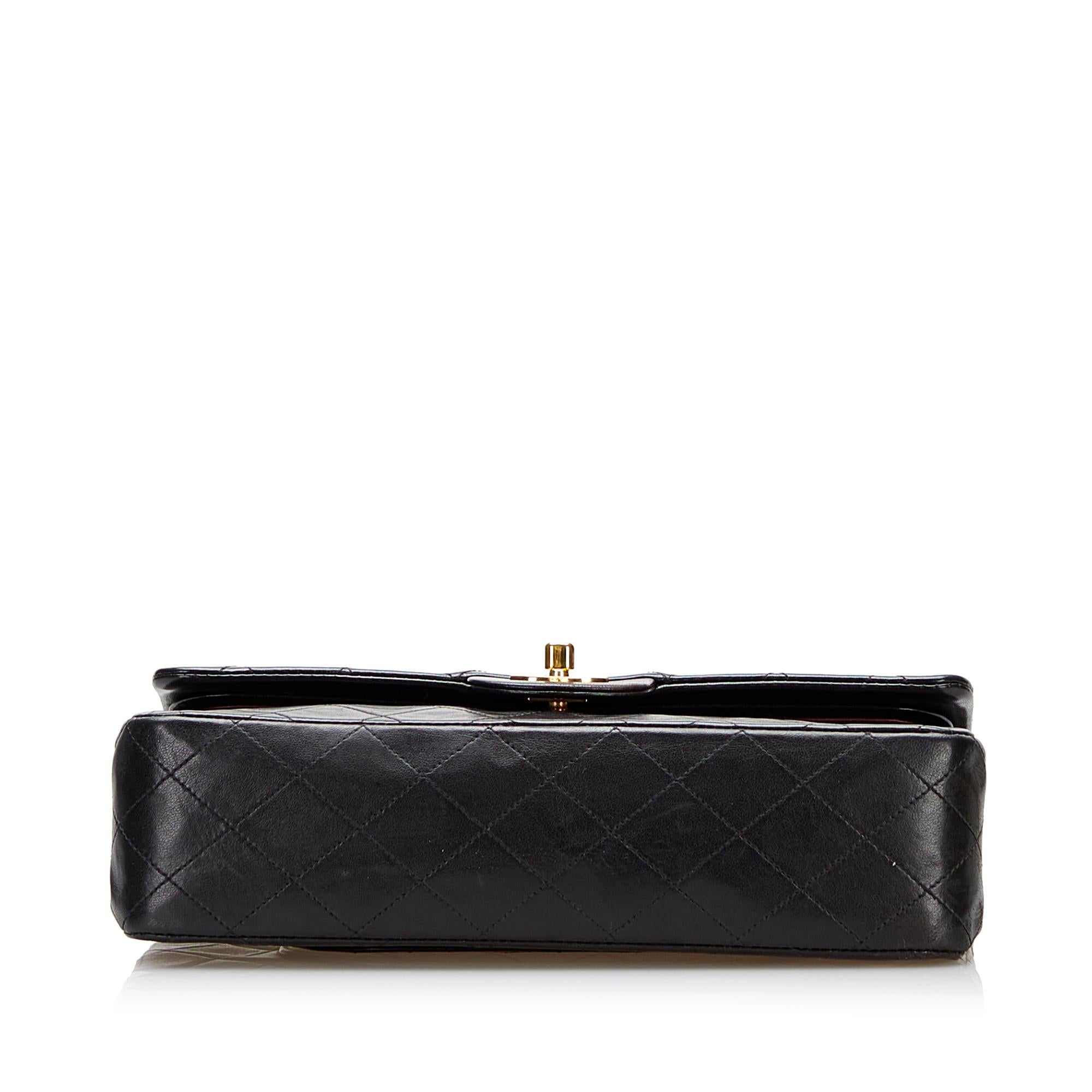 Chanel Medium Classic Lambskin Double Flap (SHG-36769)