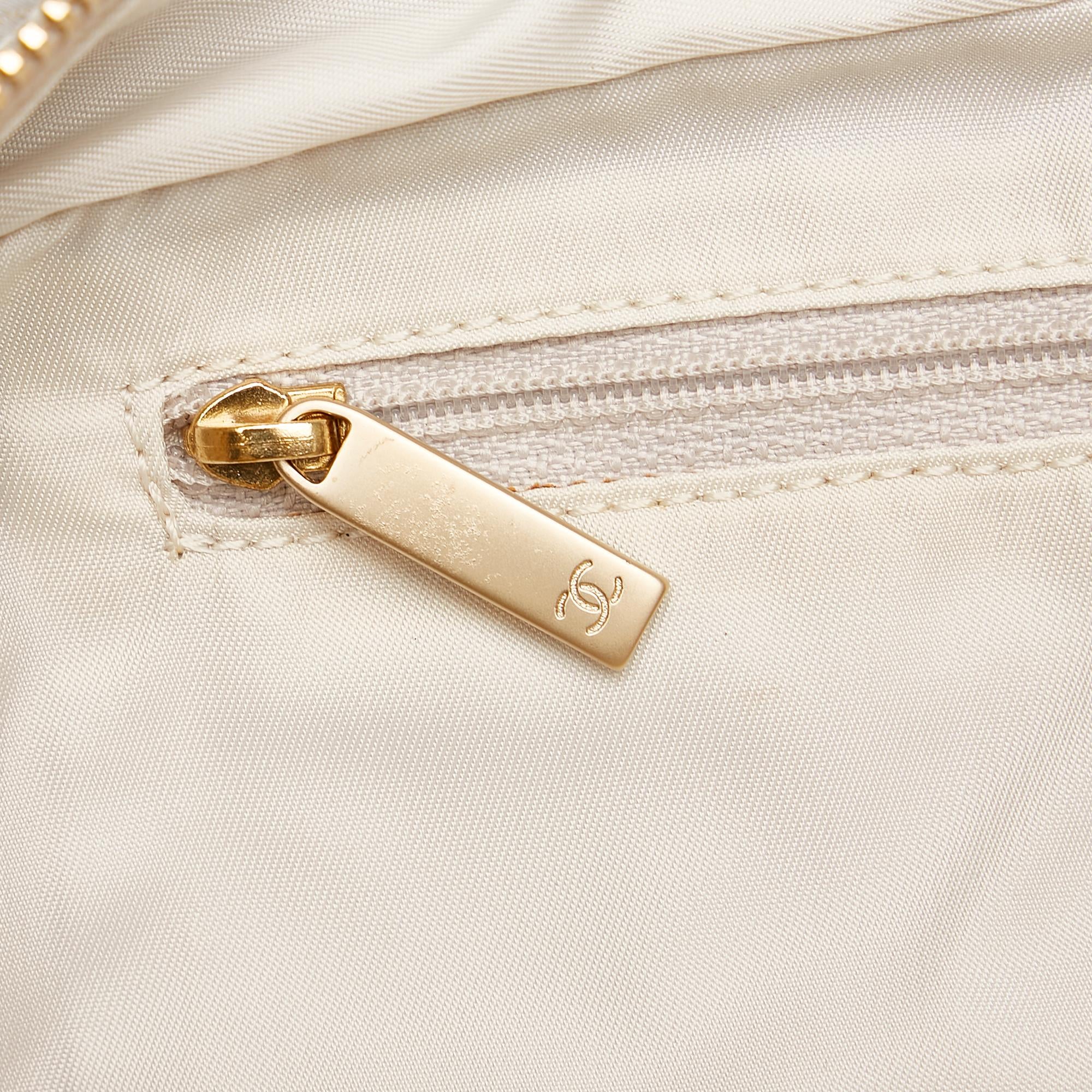 Chanel New Travel Line Canvas Handbag (SHG-27896)