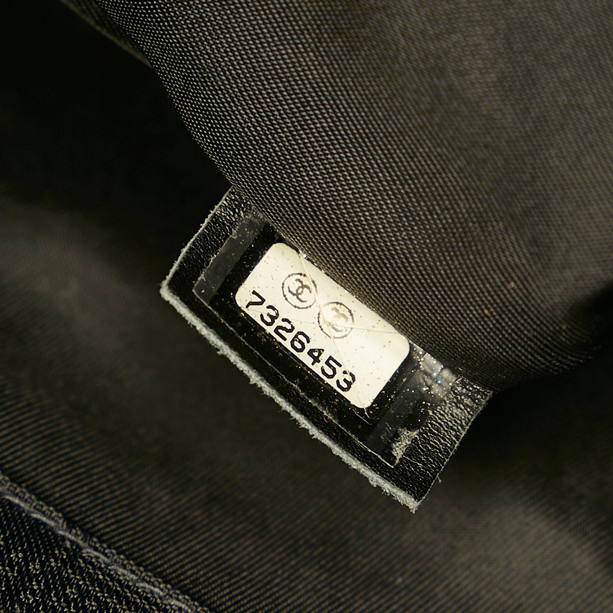 Chanel New Travel Line Nylon Handbag (SHG-29405)