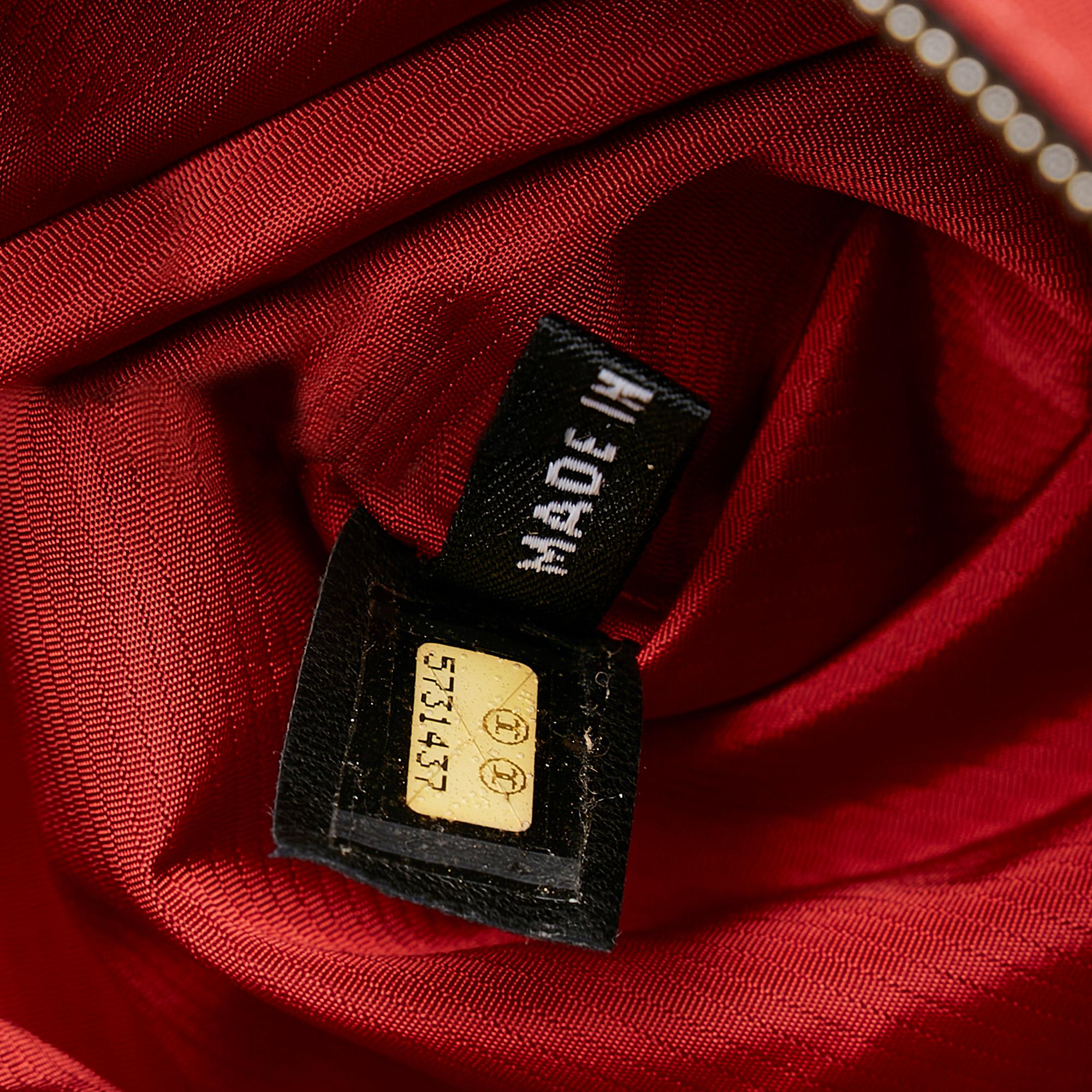 Chanel Old Travel Line Nylon Tote Bag (SHG-28505)