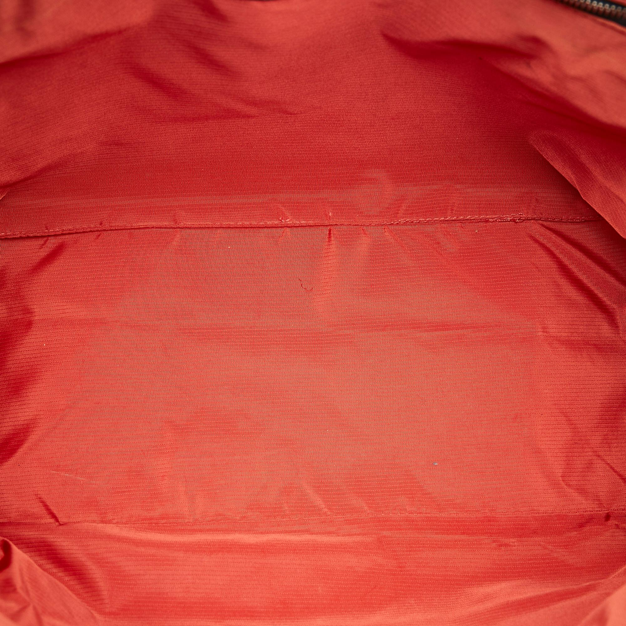 Chanel Old Travel Line Tote (SHG-4IhBry)