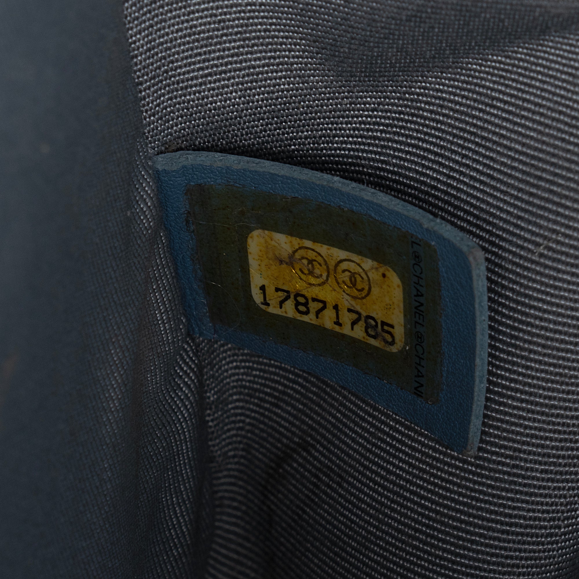 Chanel Patent Leather Old Medium Boy Bag (SHF-23614)