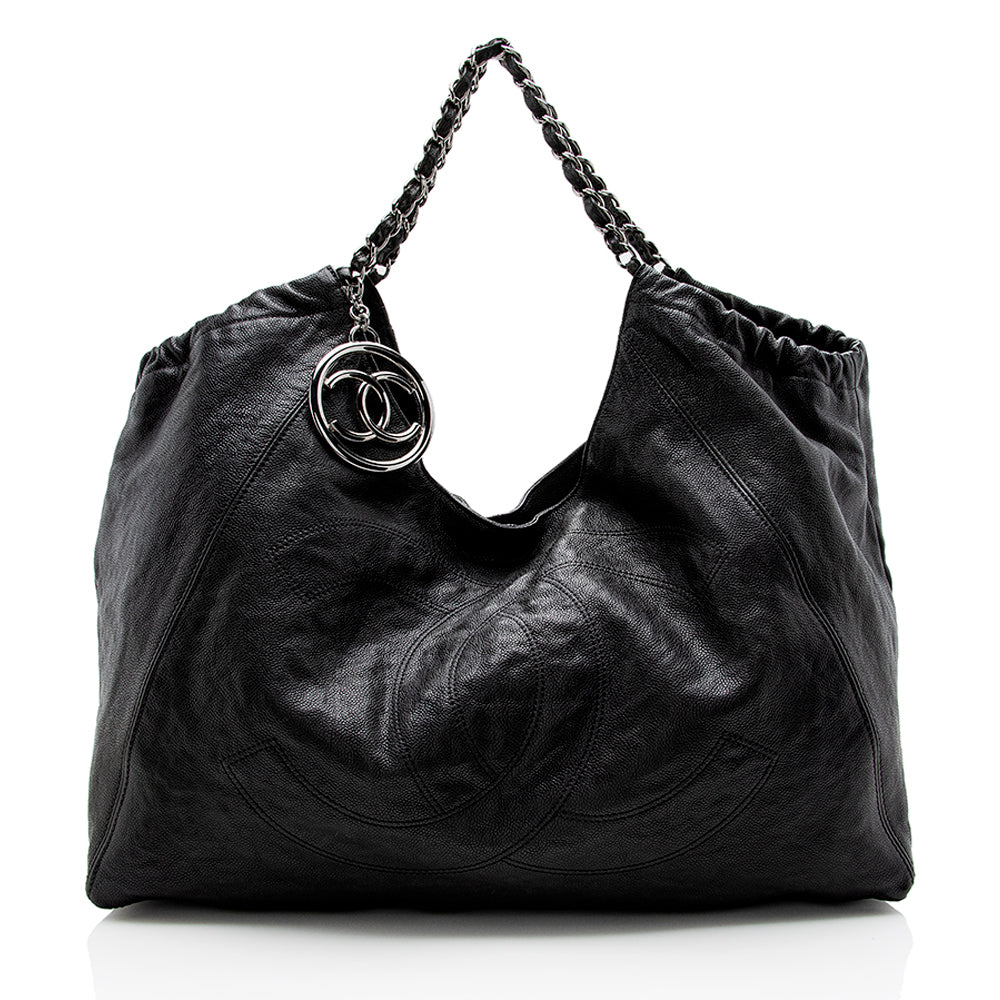 Chanel Quilted Leather CC Charm Hobo (SHF-15325)