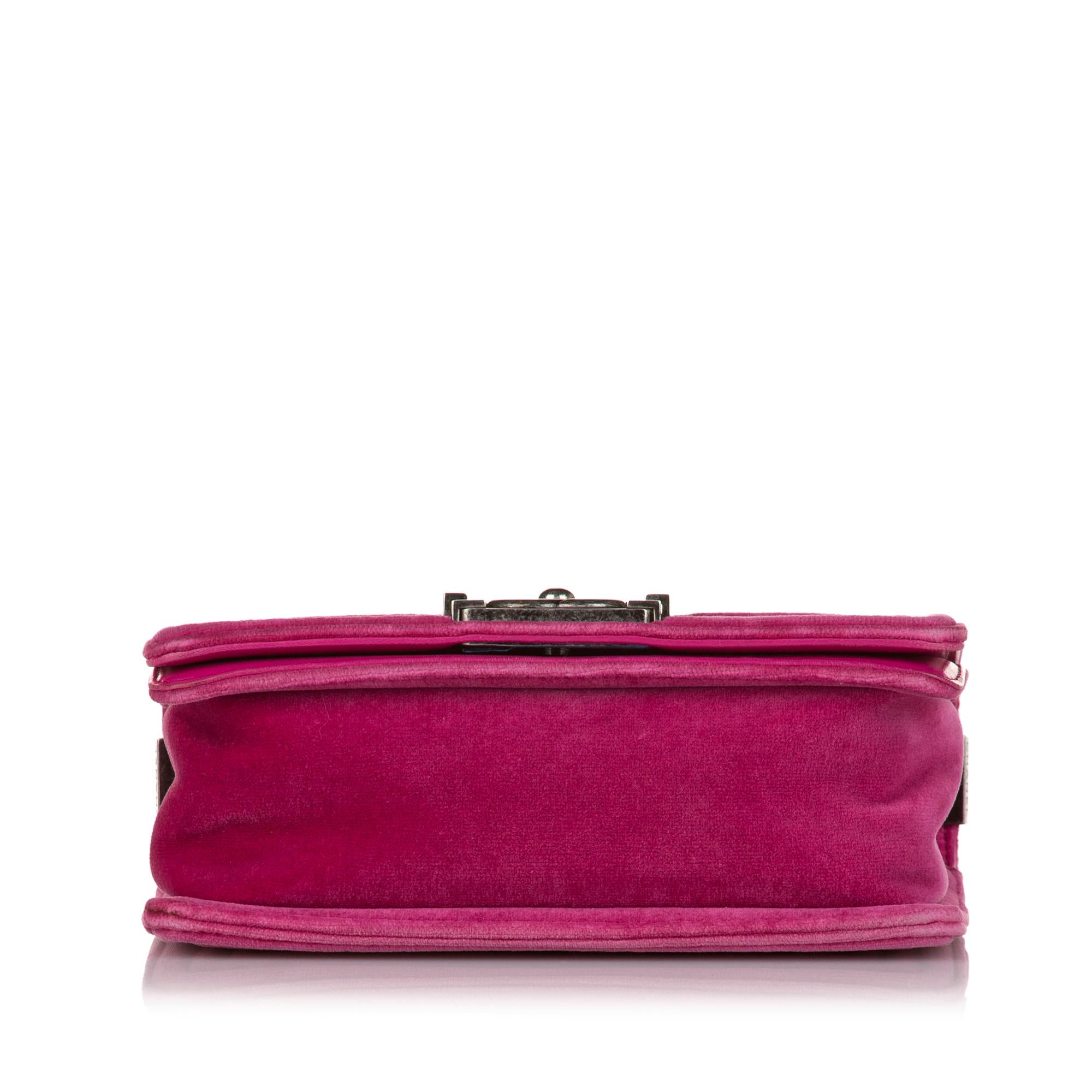 Chanel Small Boy Velvet Flap Bag (SHG-36394)