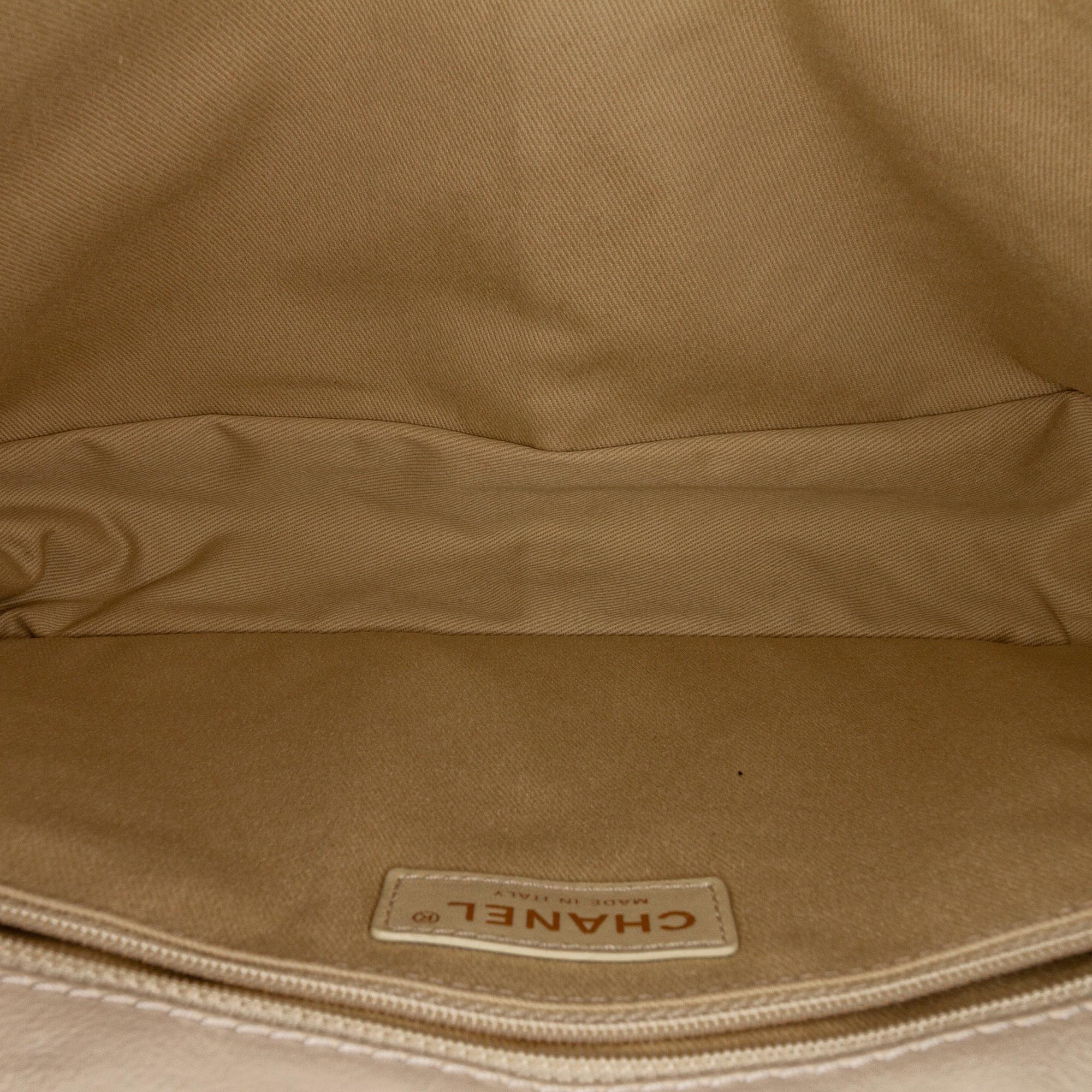 Chanel Timeless Reissue Shoulder Bag (SHG-37922)