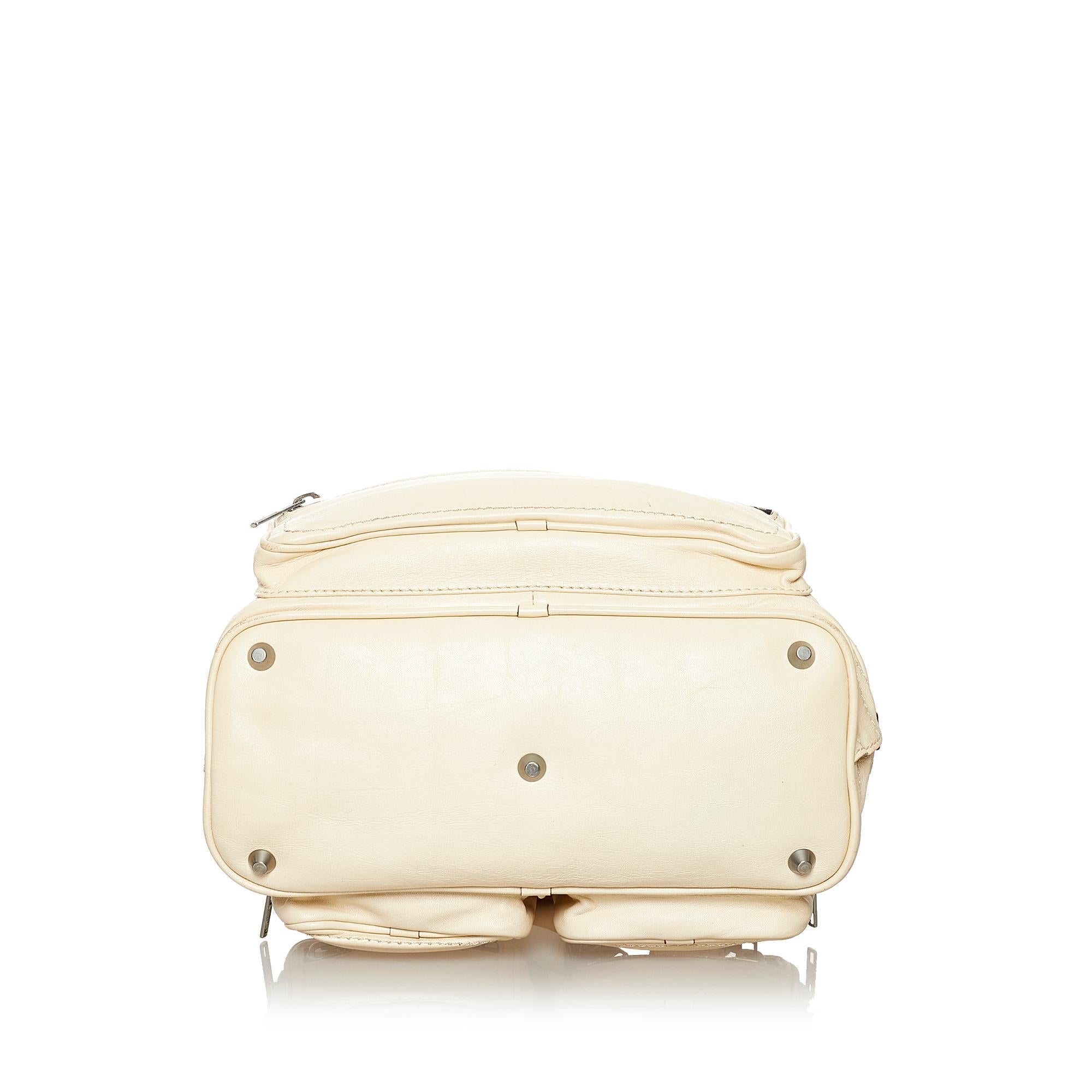 Chloe Betty Leather Tote Bag (SHG-30158)