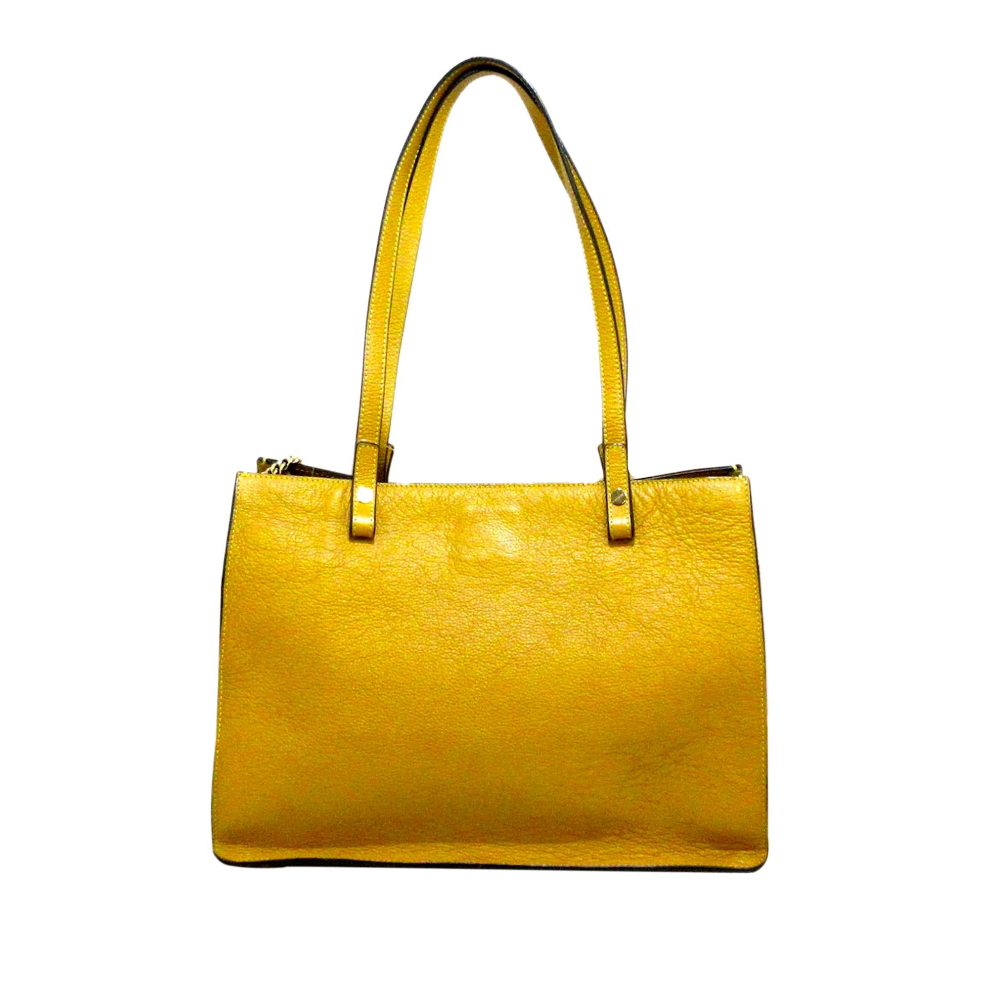 Chloe Faye Leather Tote Bag (SHG-31998)