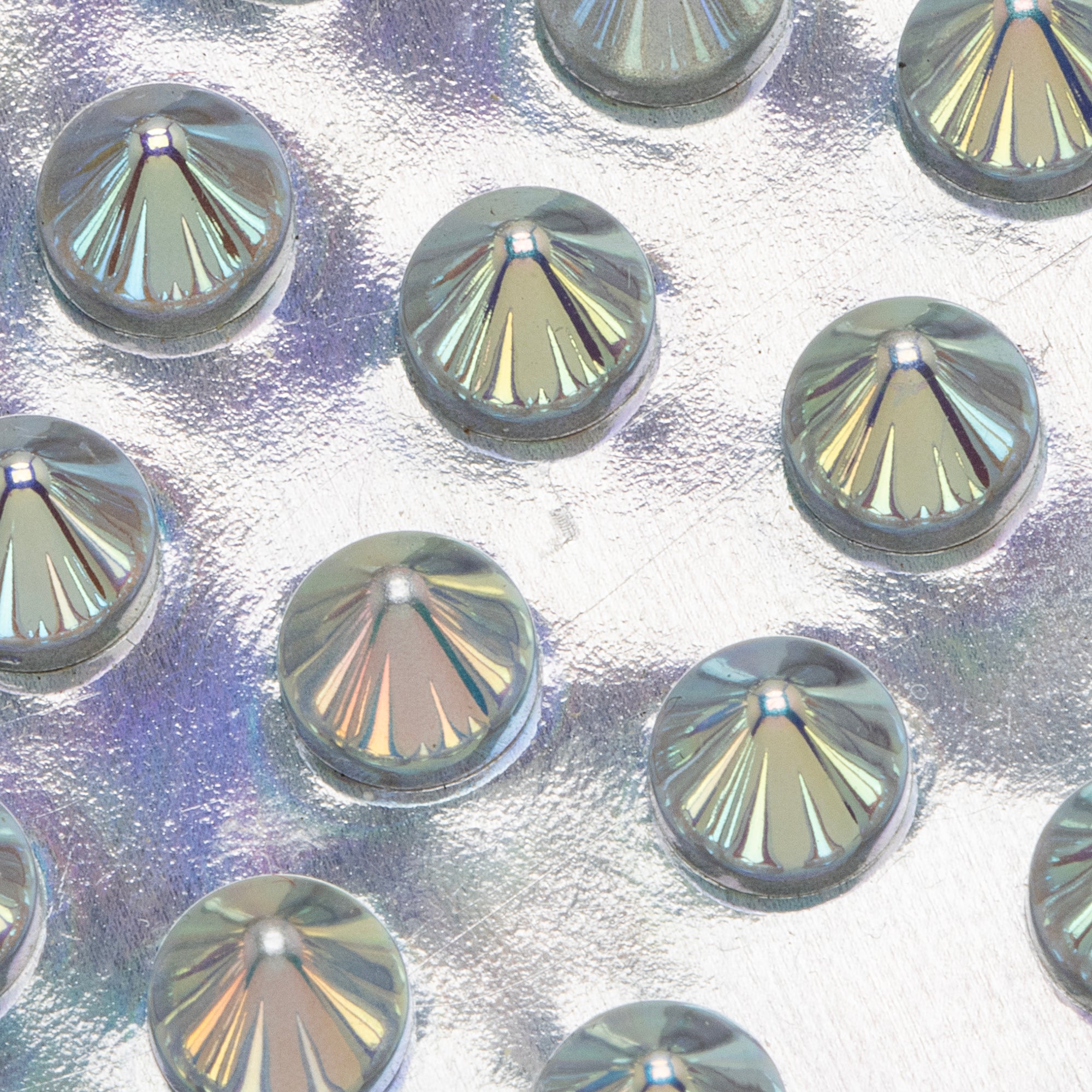 Christain Louboutin Specchio Leather Boudoir Spiked Chain Wallet (SHF-23159)