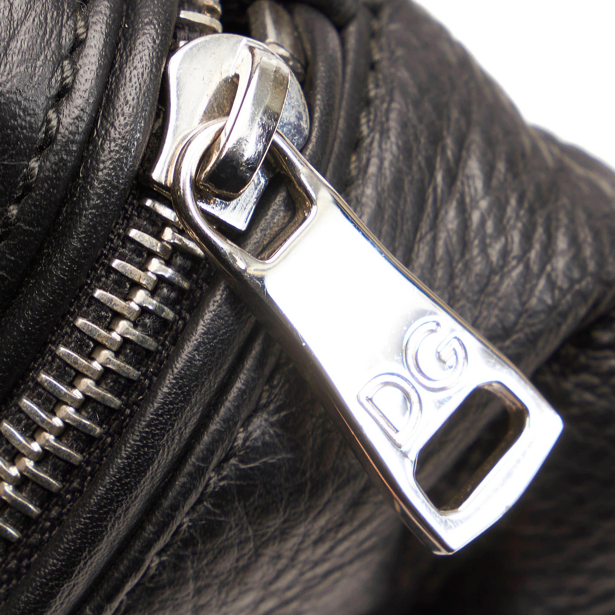 Dolce & Gabbana Leather Belt Bag (SHG-28430)