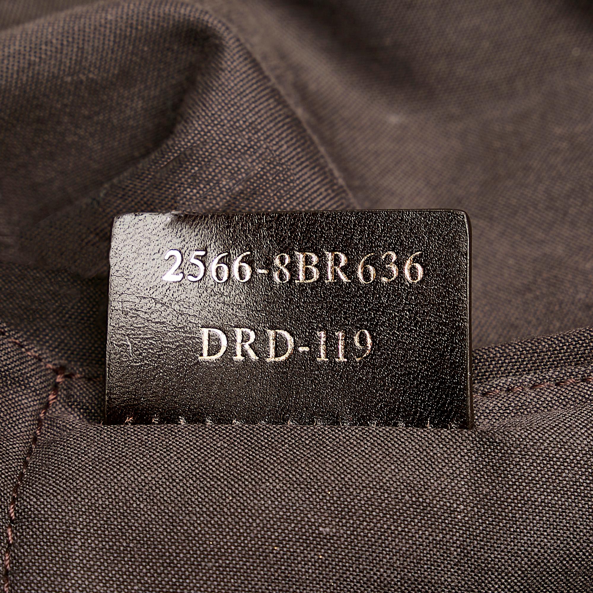 Fendi Chains Leather Tote Bag (SHG-29529)