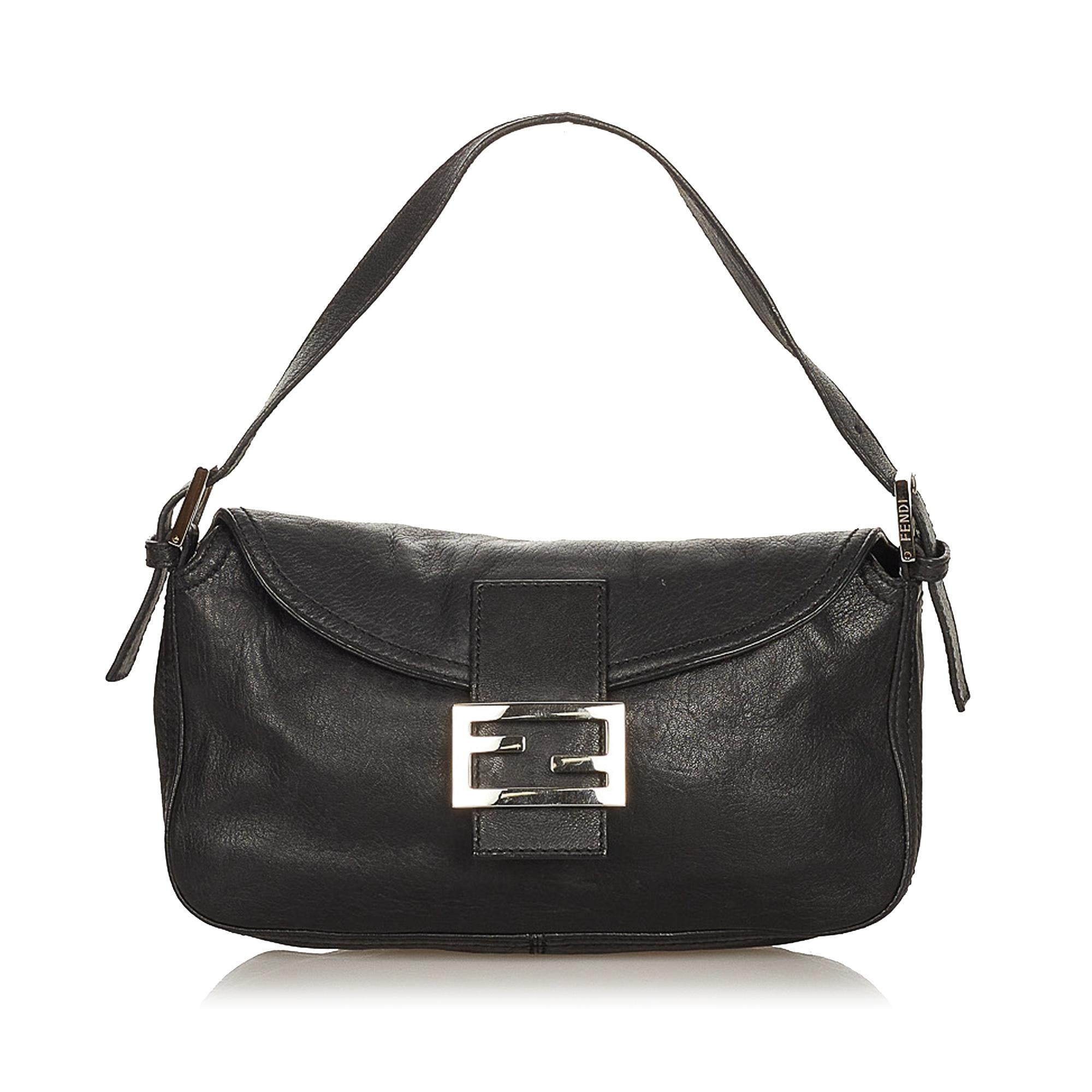 Fendi Leather Baguette (SHG-26236)