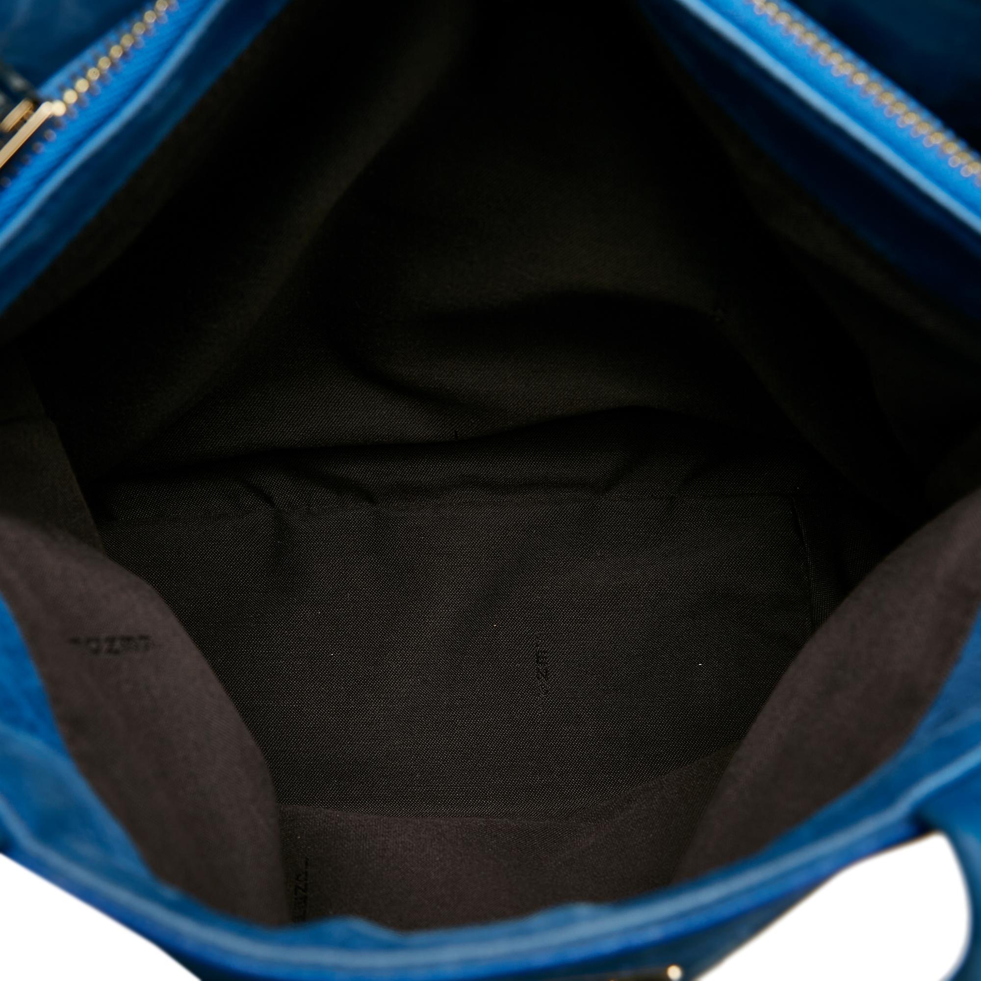 Fendi Leather Handbag (SHG-29481)