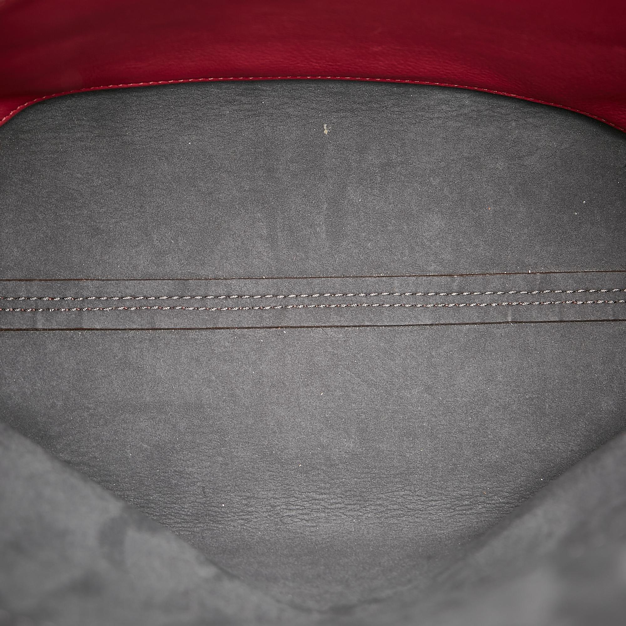 Fendi Leather Shoulder Bag (SHG-24400)