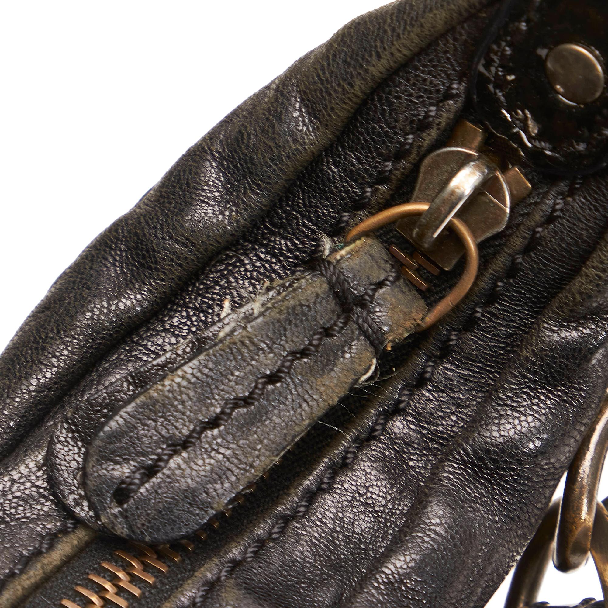 Fendi Leather Shoulder Bag (SHG-27957)