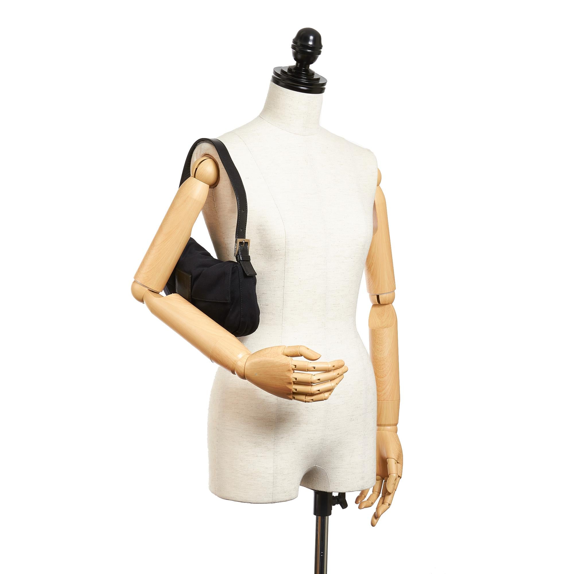 Fendi Nylon Mamma Baguette (SHG-26742)