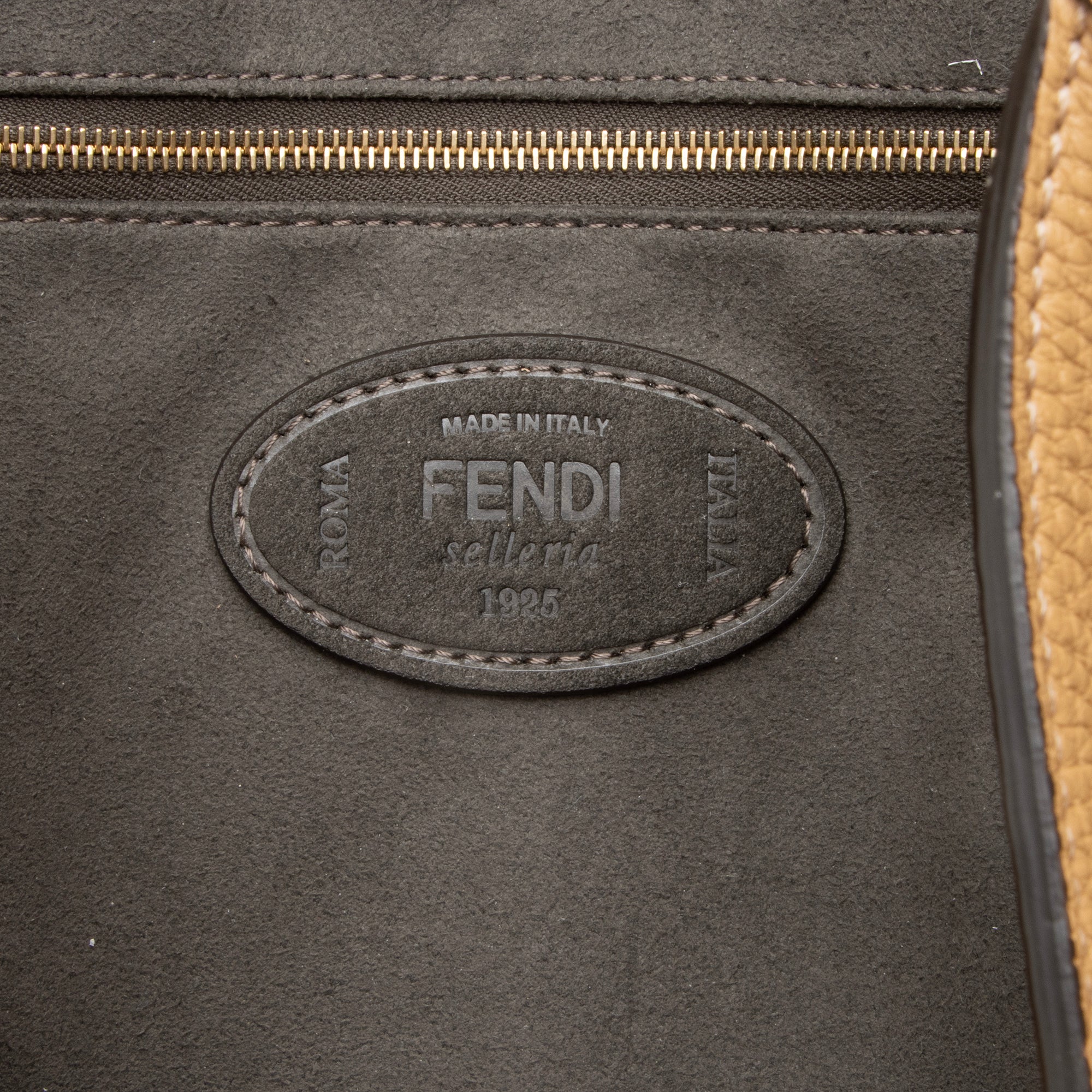 Fendi Calfskin Romano Selleria FF Handle Medium Tote (SHF-23375)