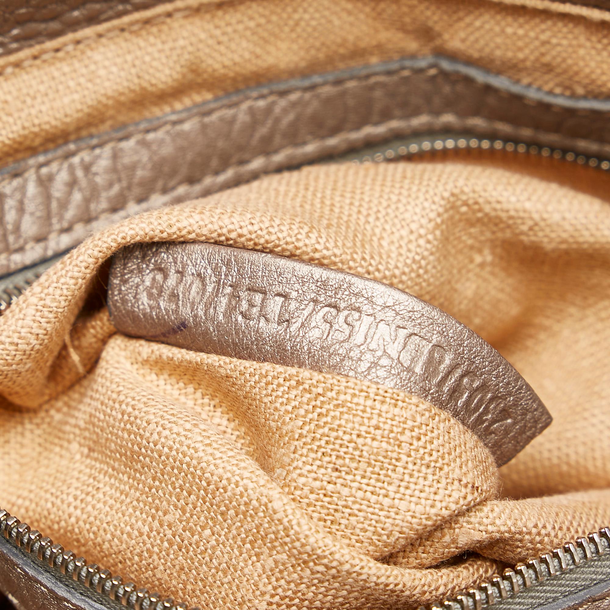 Fendi Selleria Borghese Leather Handbag (SHG-28253)