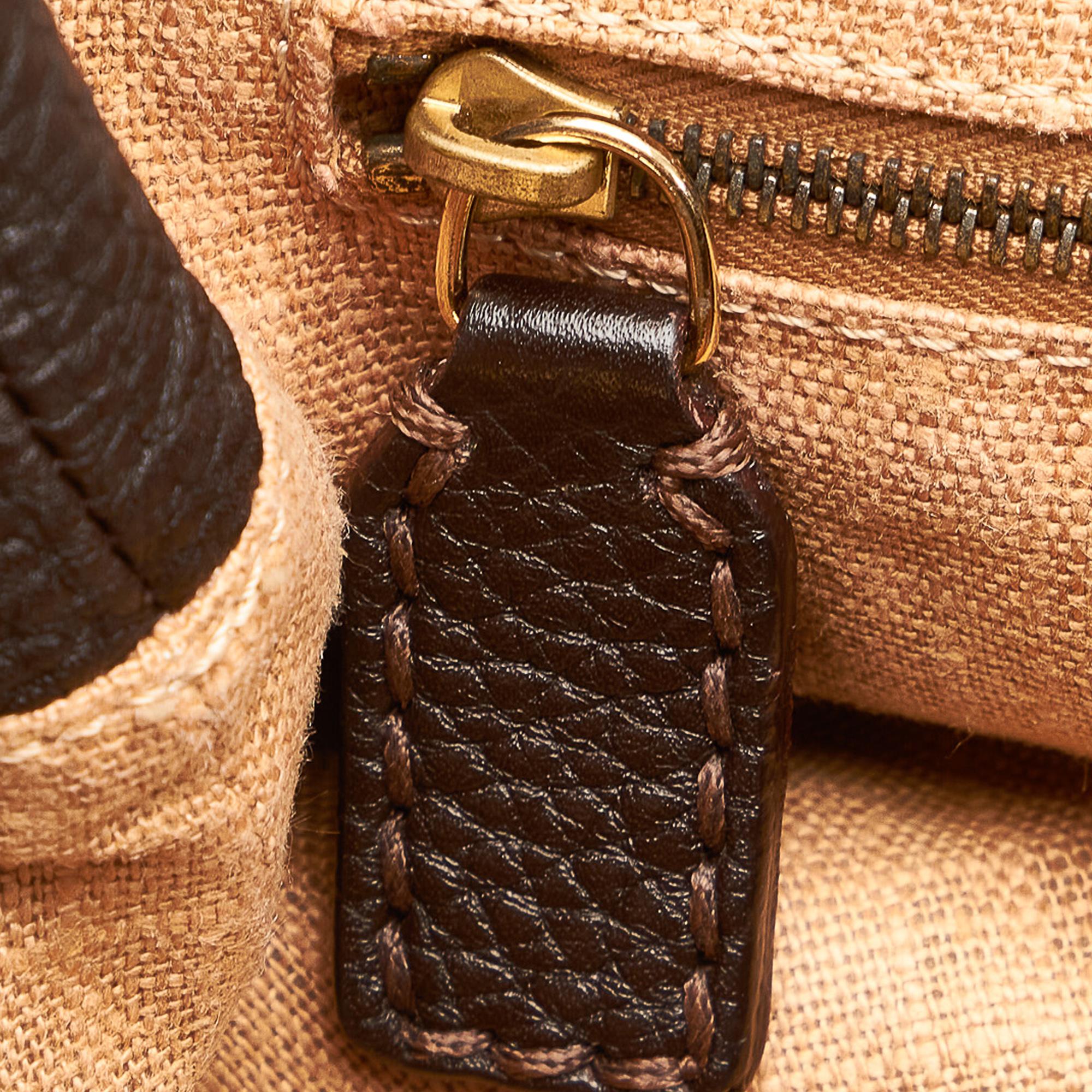 Fendi Selleria Pomodorino Leather Tote Bag (SHG-27133)