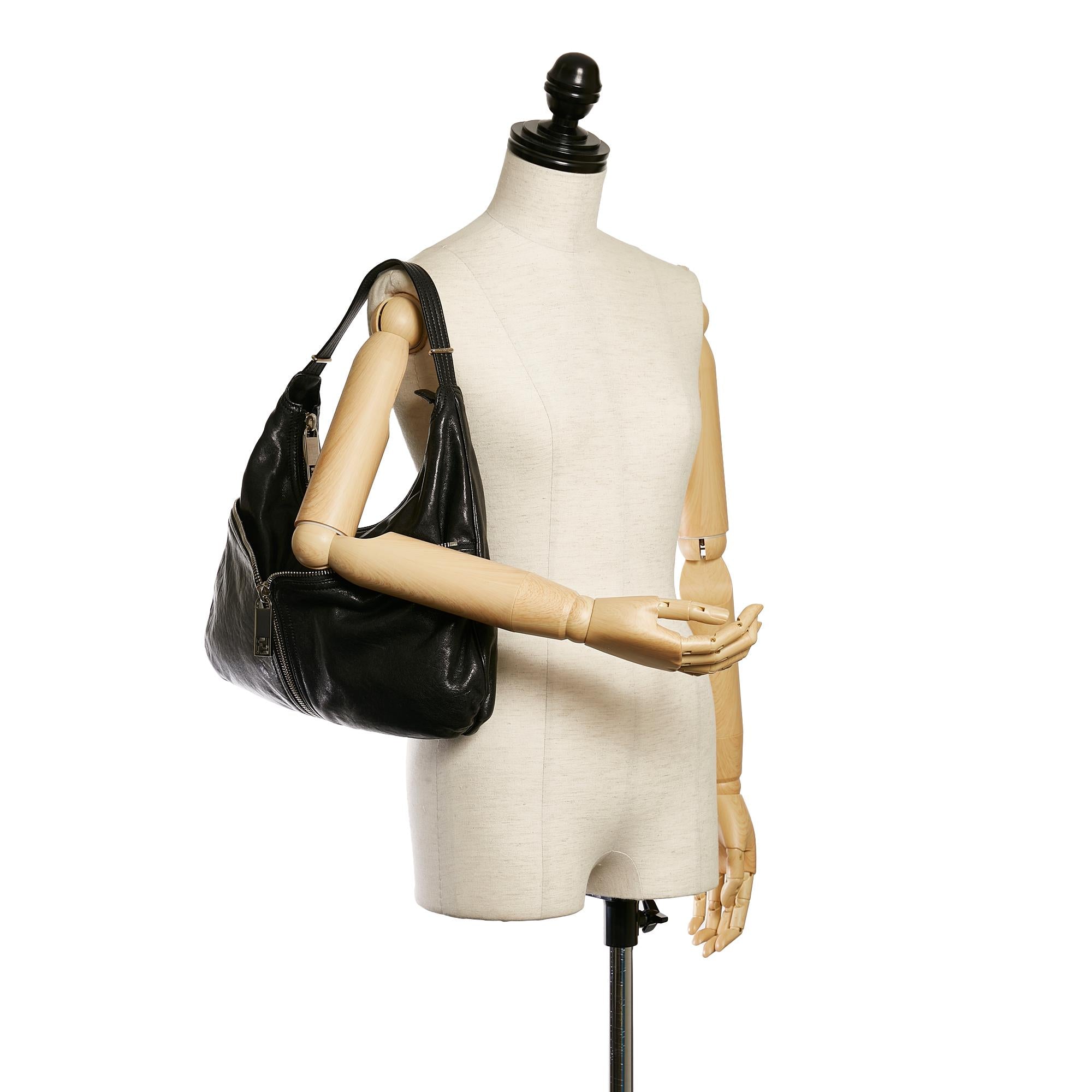 Fendi Unzipped Leather Hobo Bag (SHG-32868)