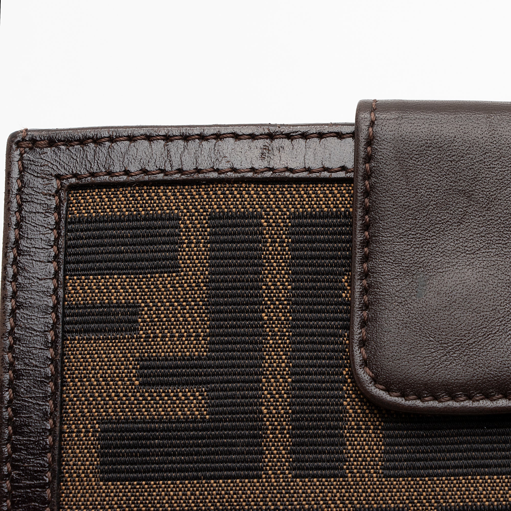 Fendi Vintage Zucca Bifold Kiss-Lock Compact Wallet (SHF-22375)
