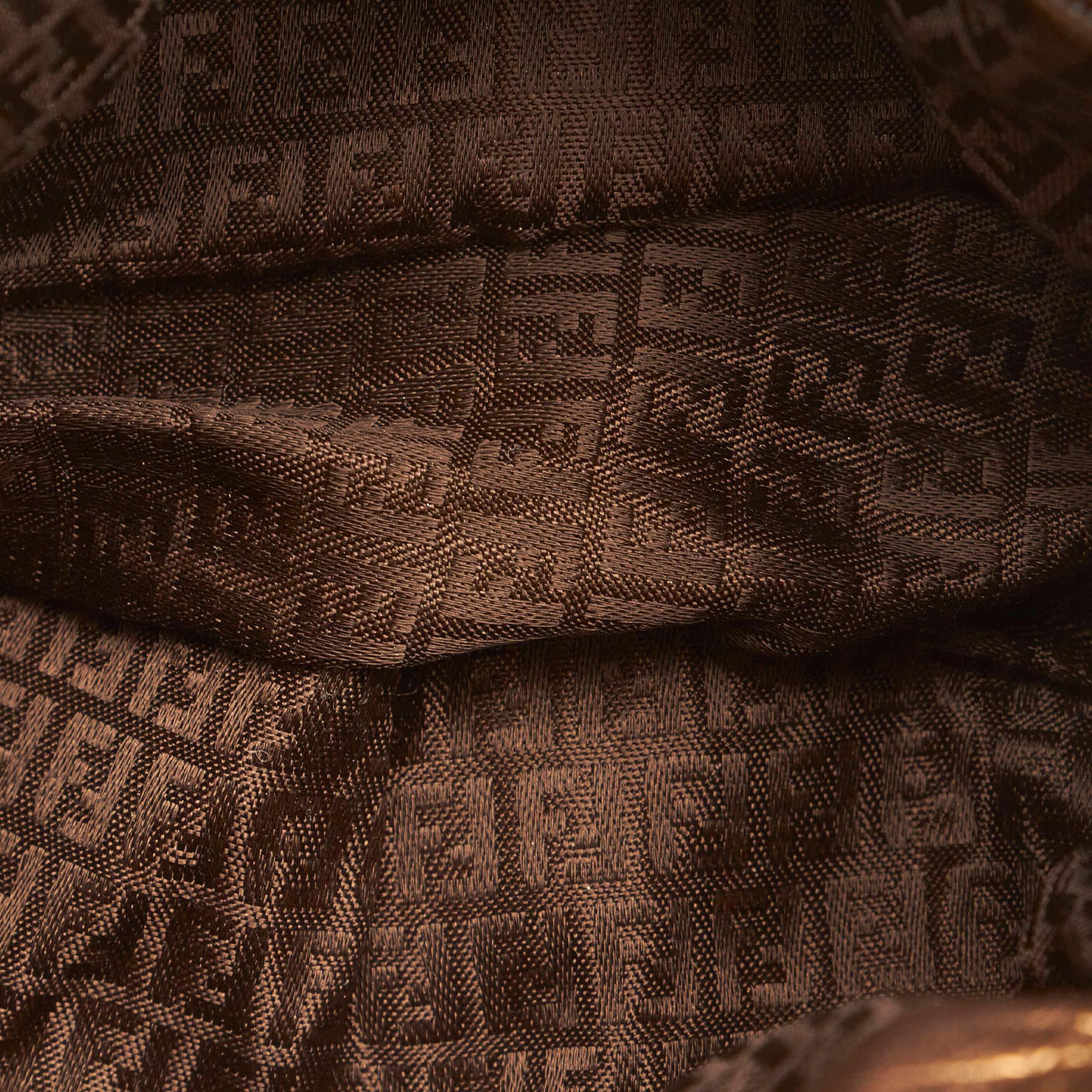 Fendi Woven Leather Bucket Bag (SHG-33268)