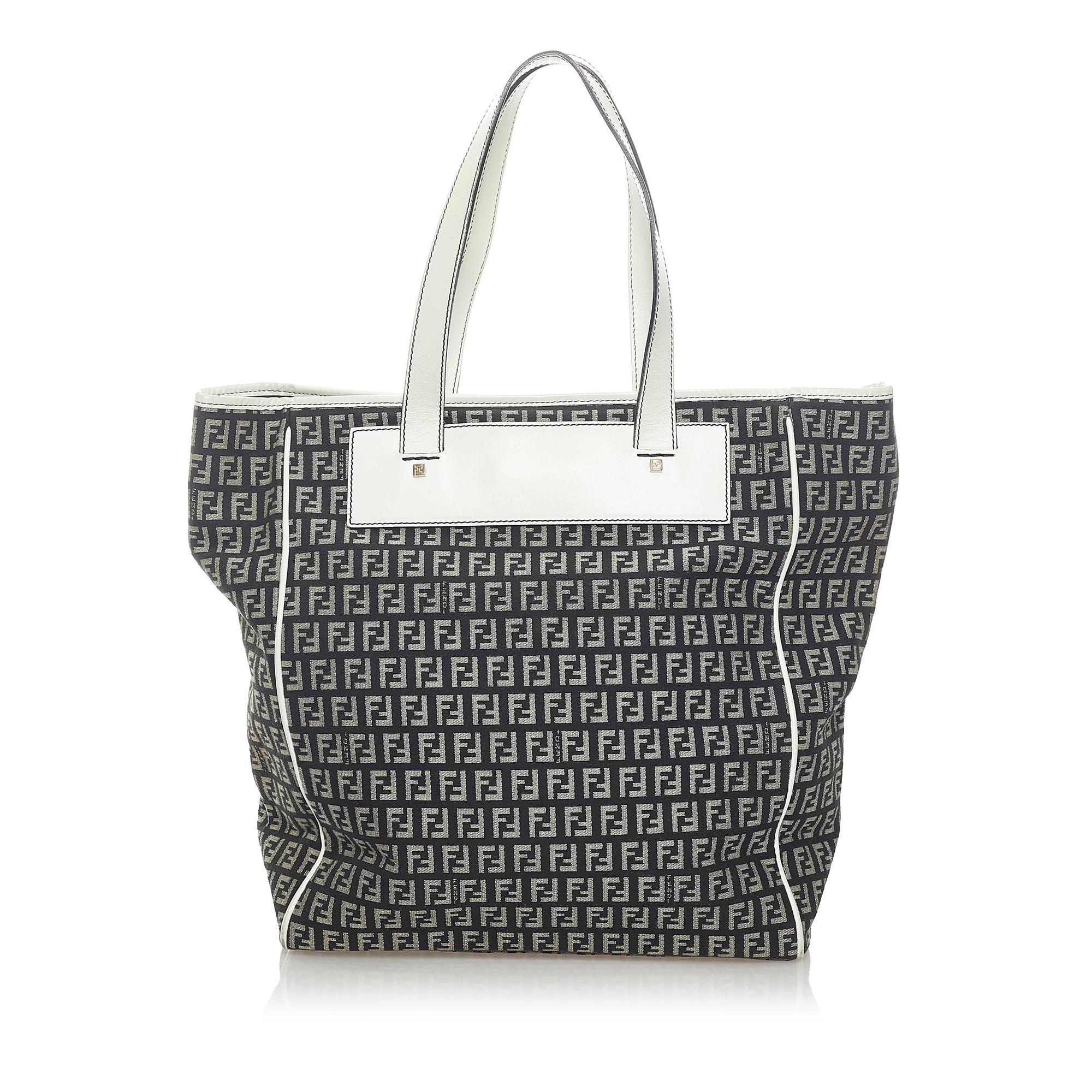 Fendi Zucchino Canvas Tote Bag (SHG-33487)