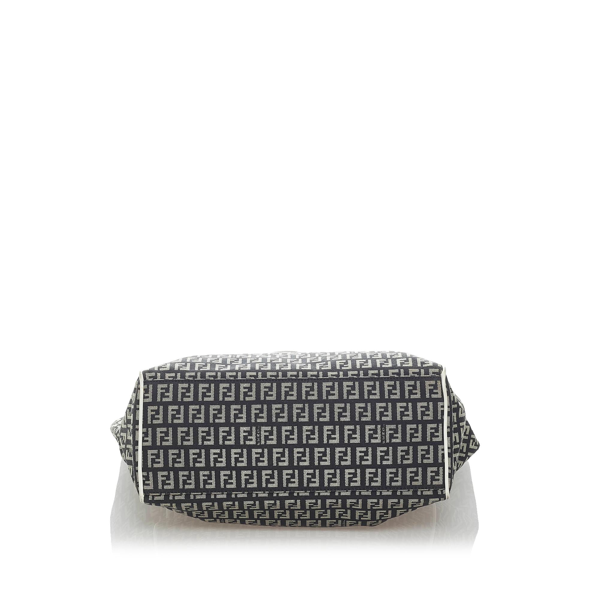 Fendi Zucchino Canvas Tote Bag (SHG-33487)