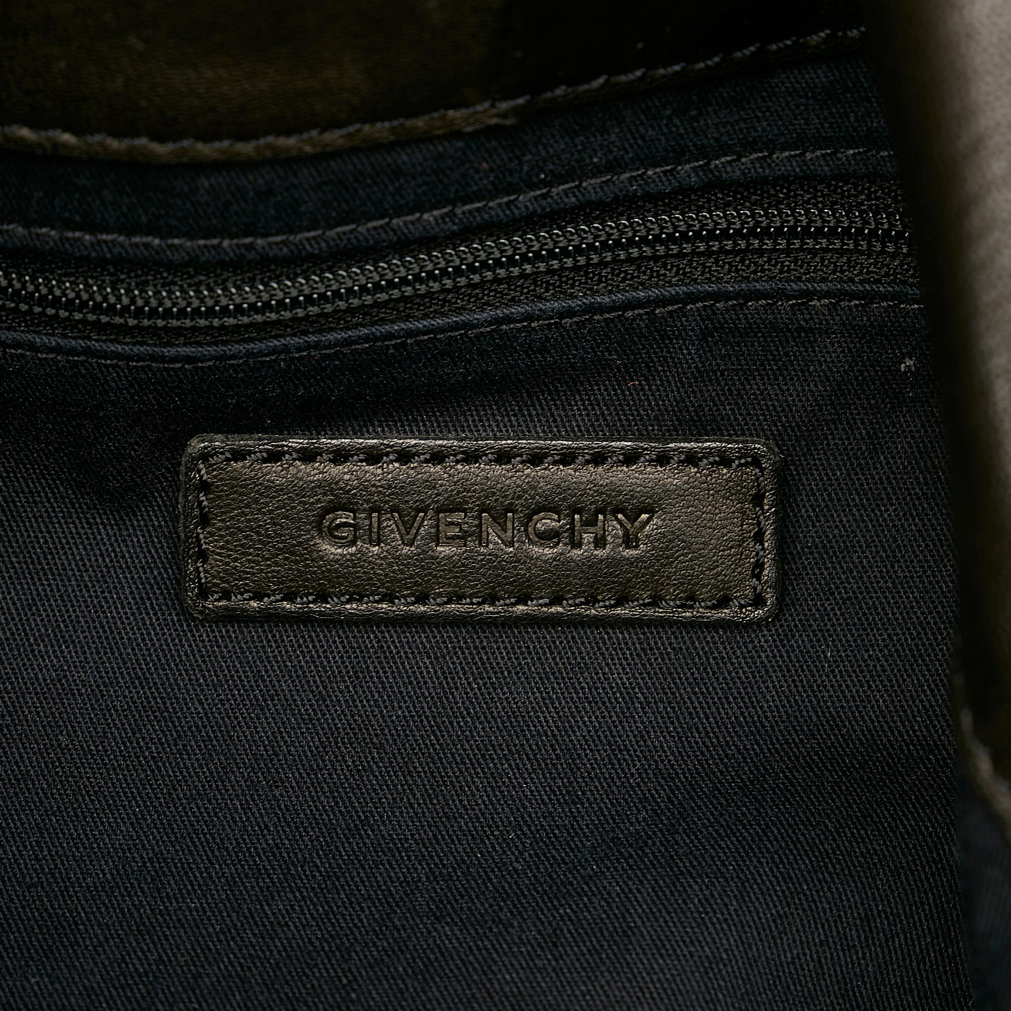 Givenchy Antigona Leather Tote Bag (SHG-23549)